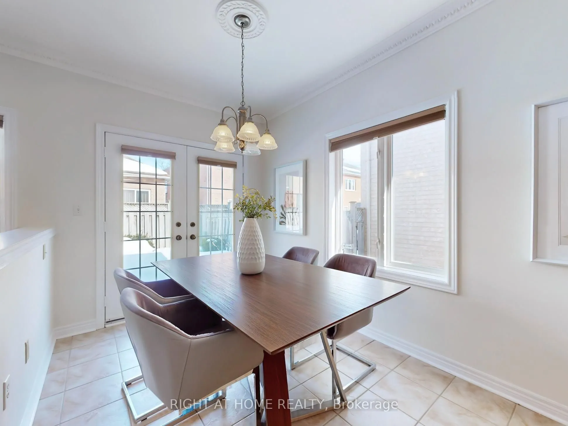 61 Palisade Crescent