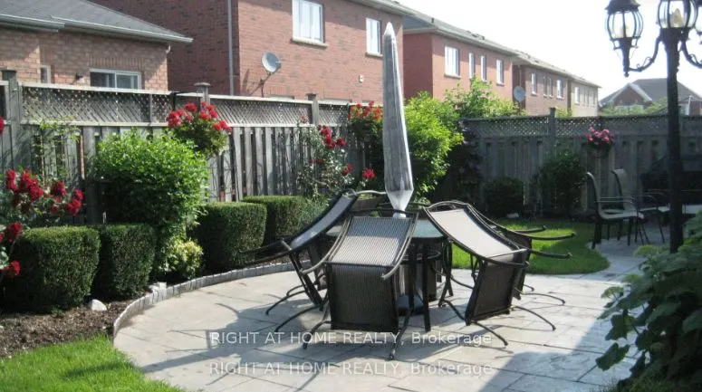 61 Palisade Crescent