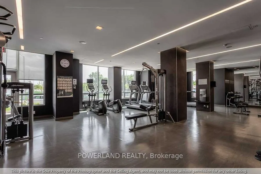 1 Uptown Drive, #907