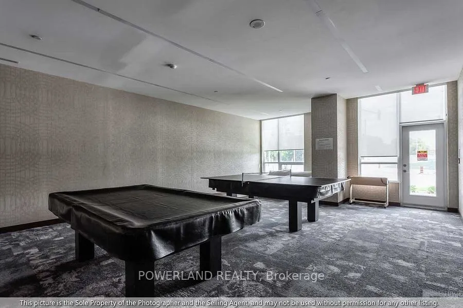 1 Uptown Drive, #907