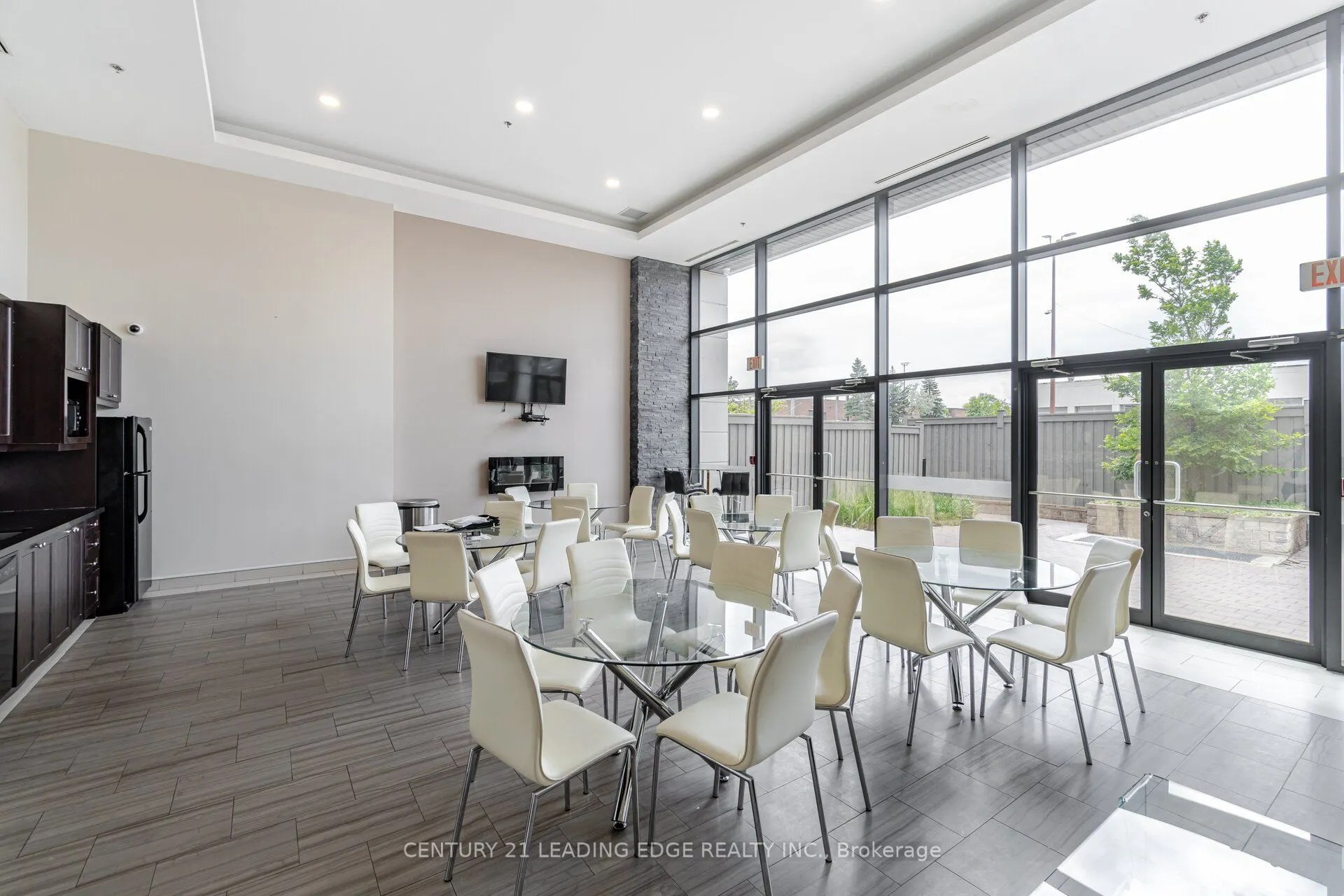 24 Woodstream Boulevard, #108