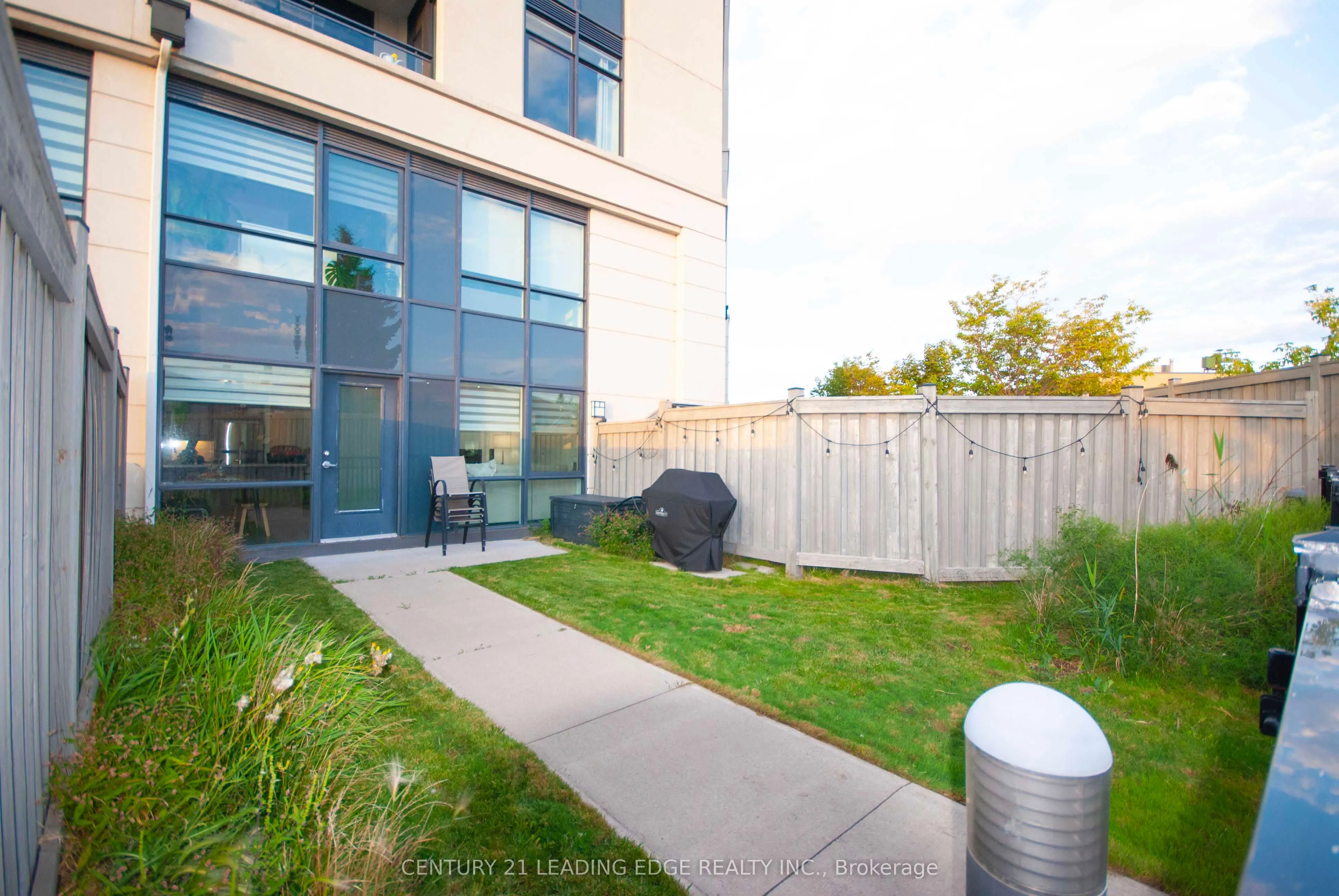 24 Woodstream Boulevard, #108