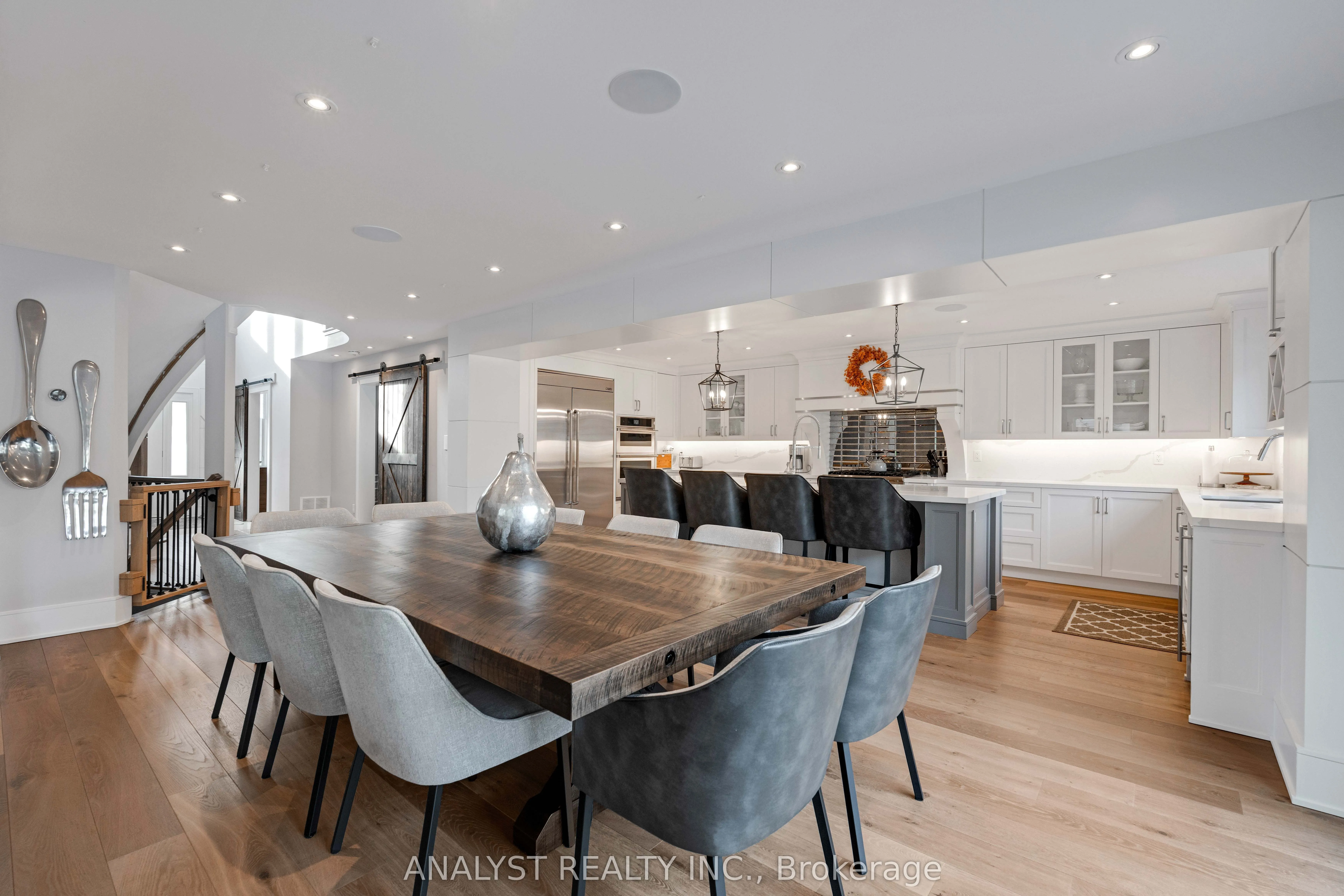42 Robinson Road