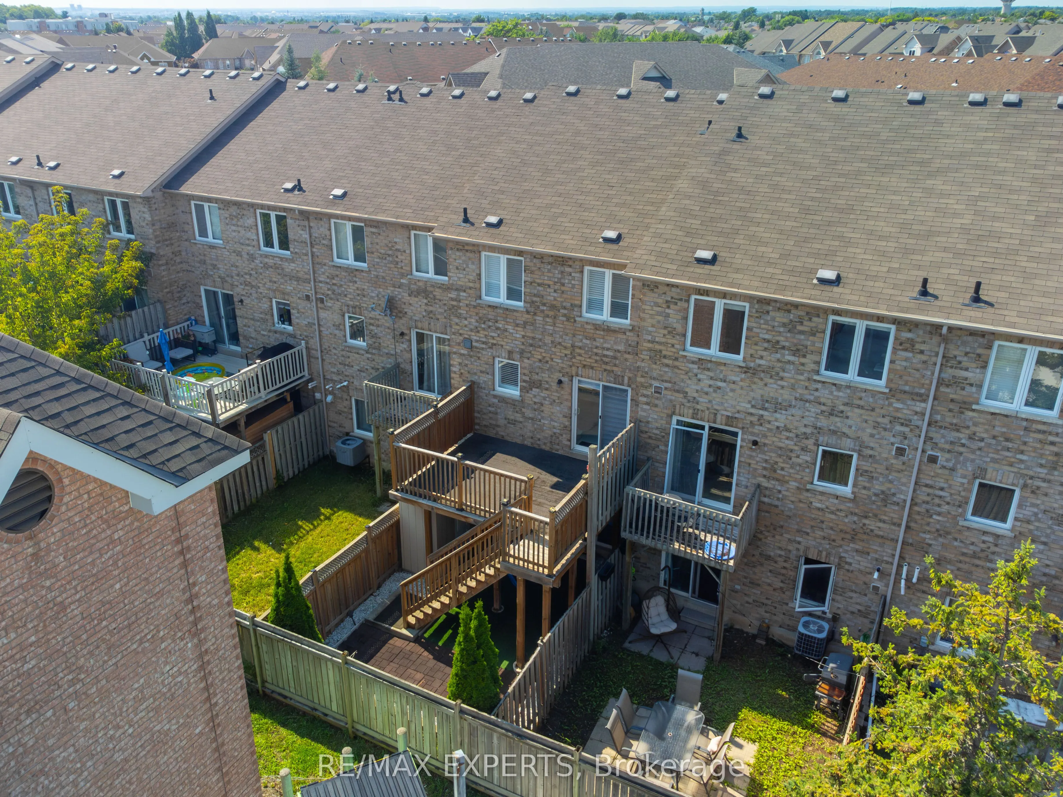 19 Foxchase Avenue, #32