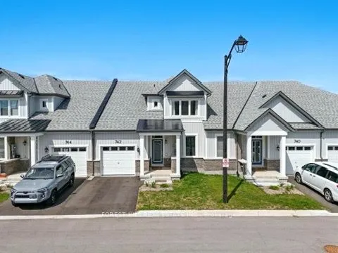 742 Trumbley Place S, #742
