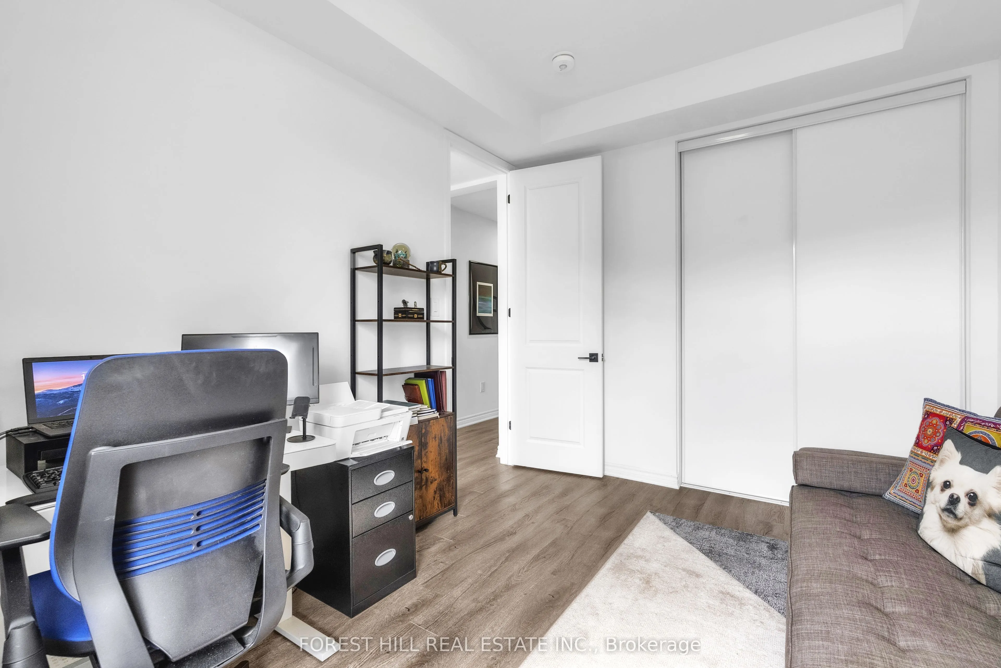 742 Trumbley Place S, #742