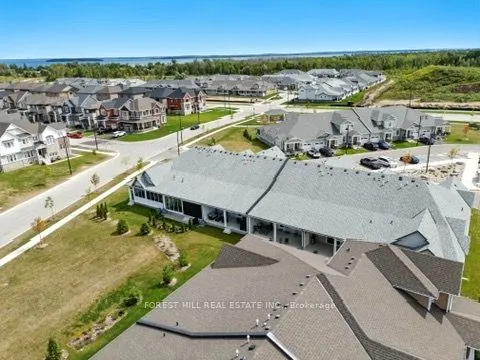 742 Trumbley Place S, #742