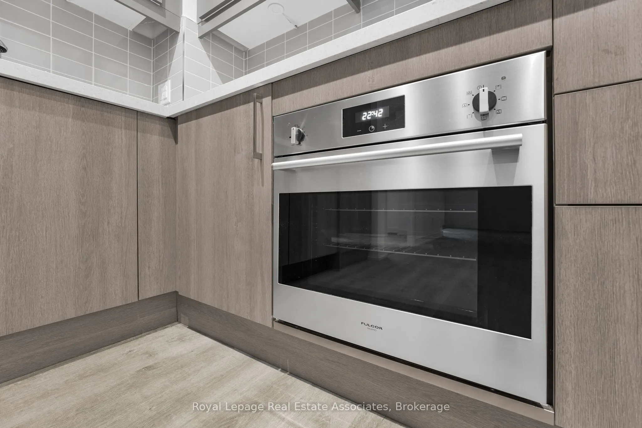 8119 Birchmount Road, #738