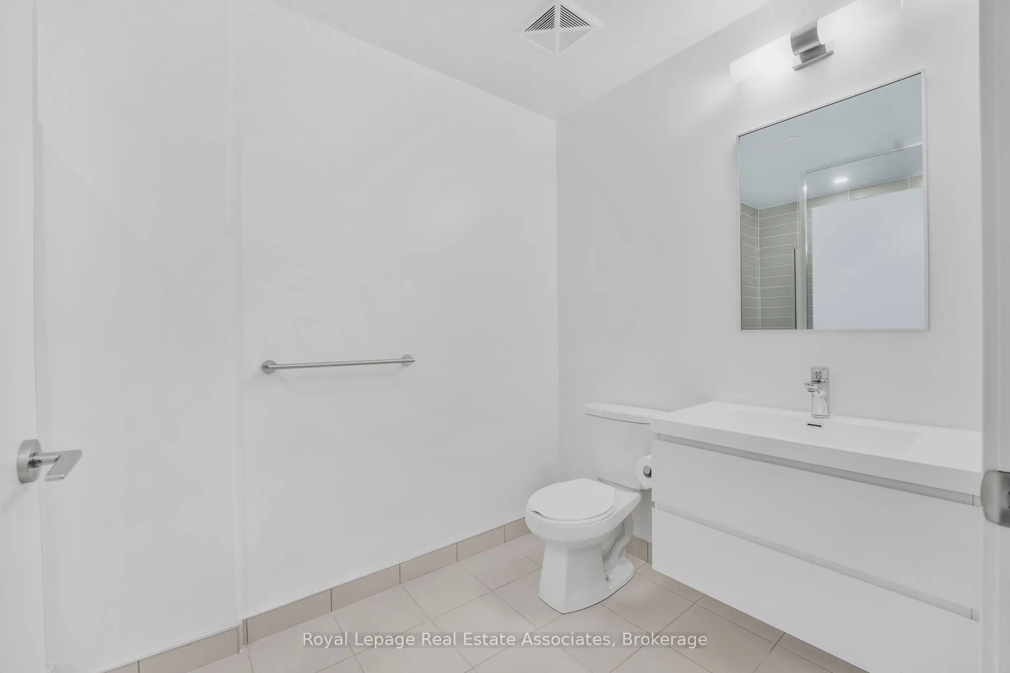 8119 Birchmount Road, #738