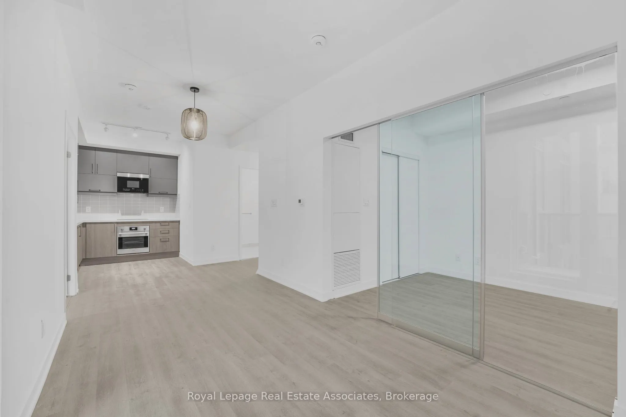 8119 Birchmount Road, #738