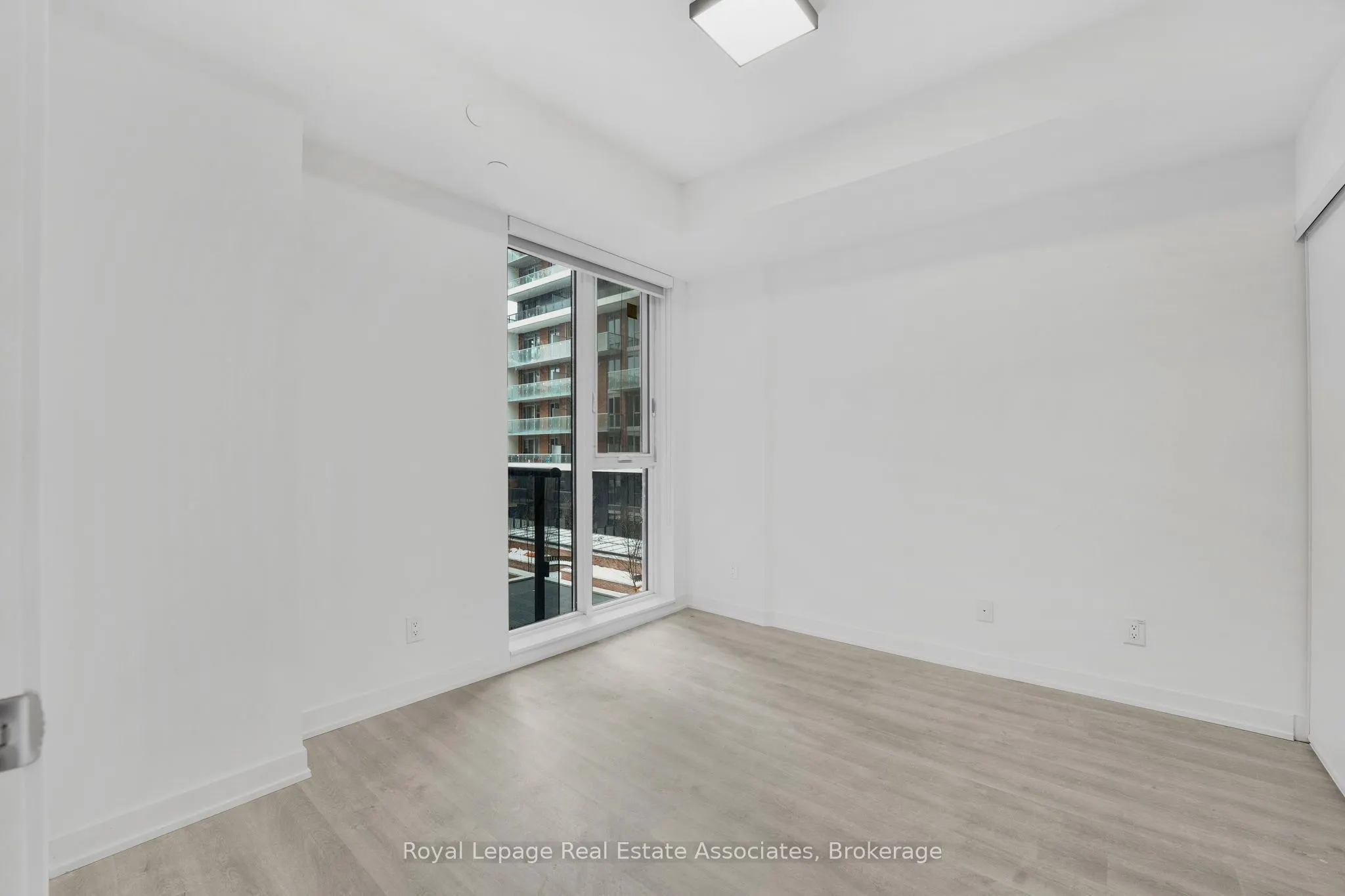 8119 Birchmount Road, #738