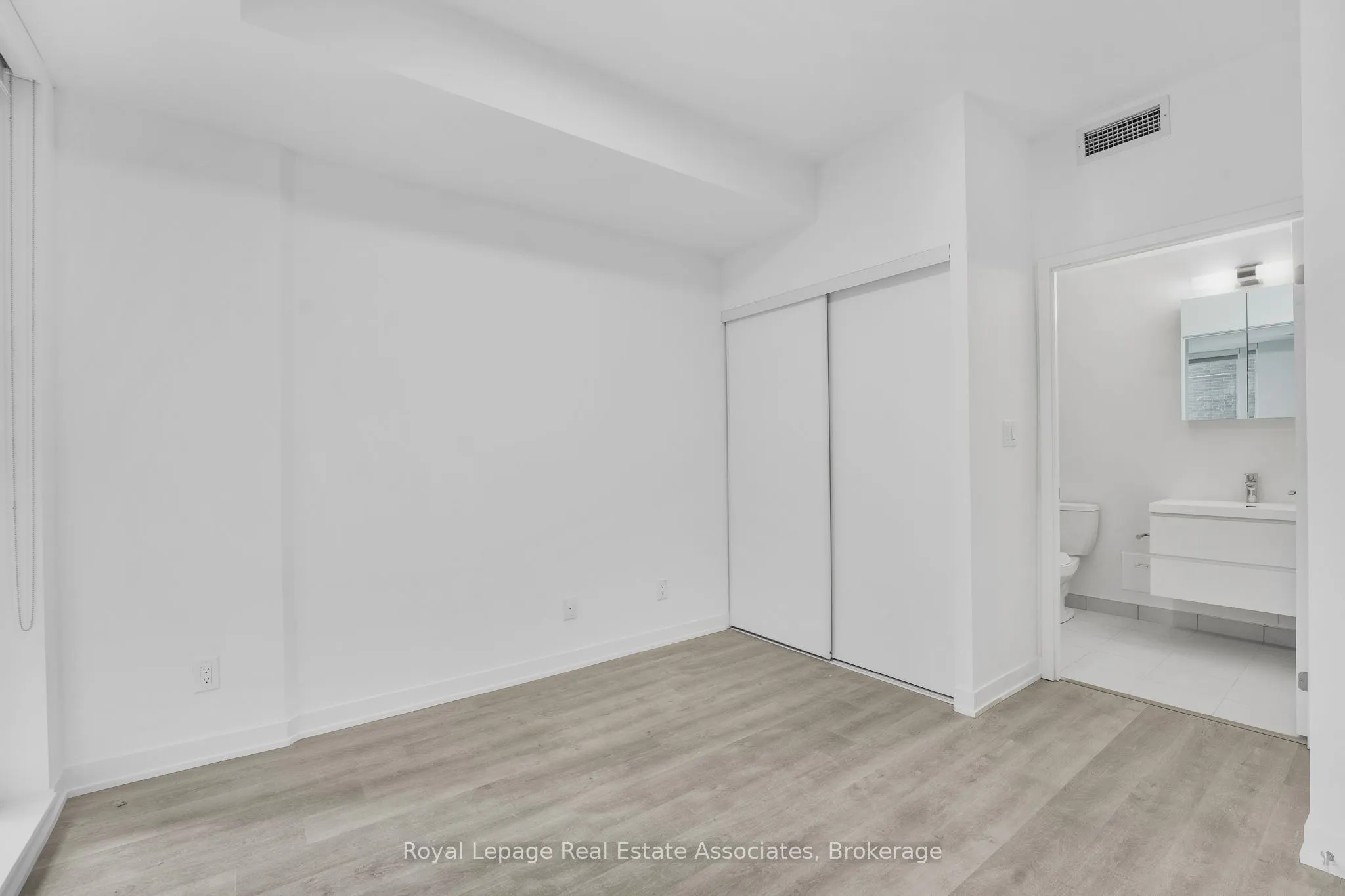 8119 Birchmount Road, #738
