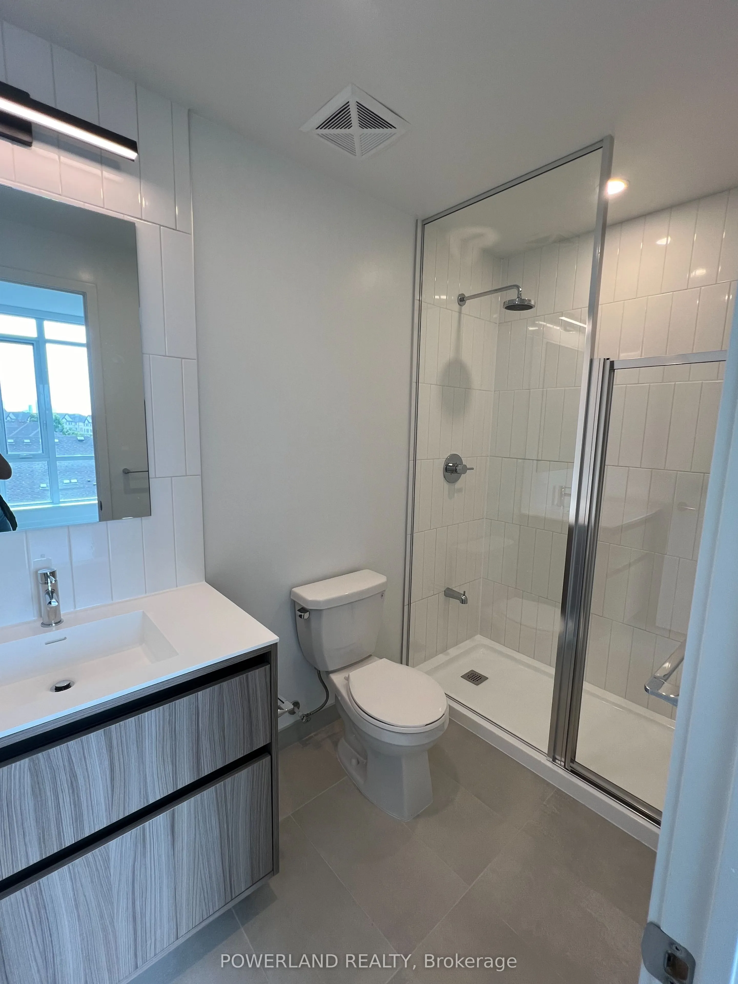 8 Beverley Glen Boulevard, #525