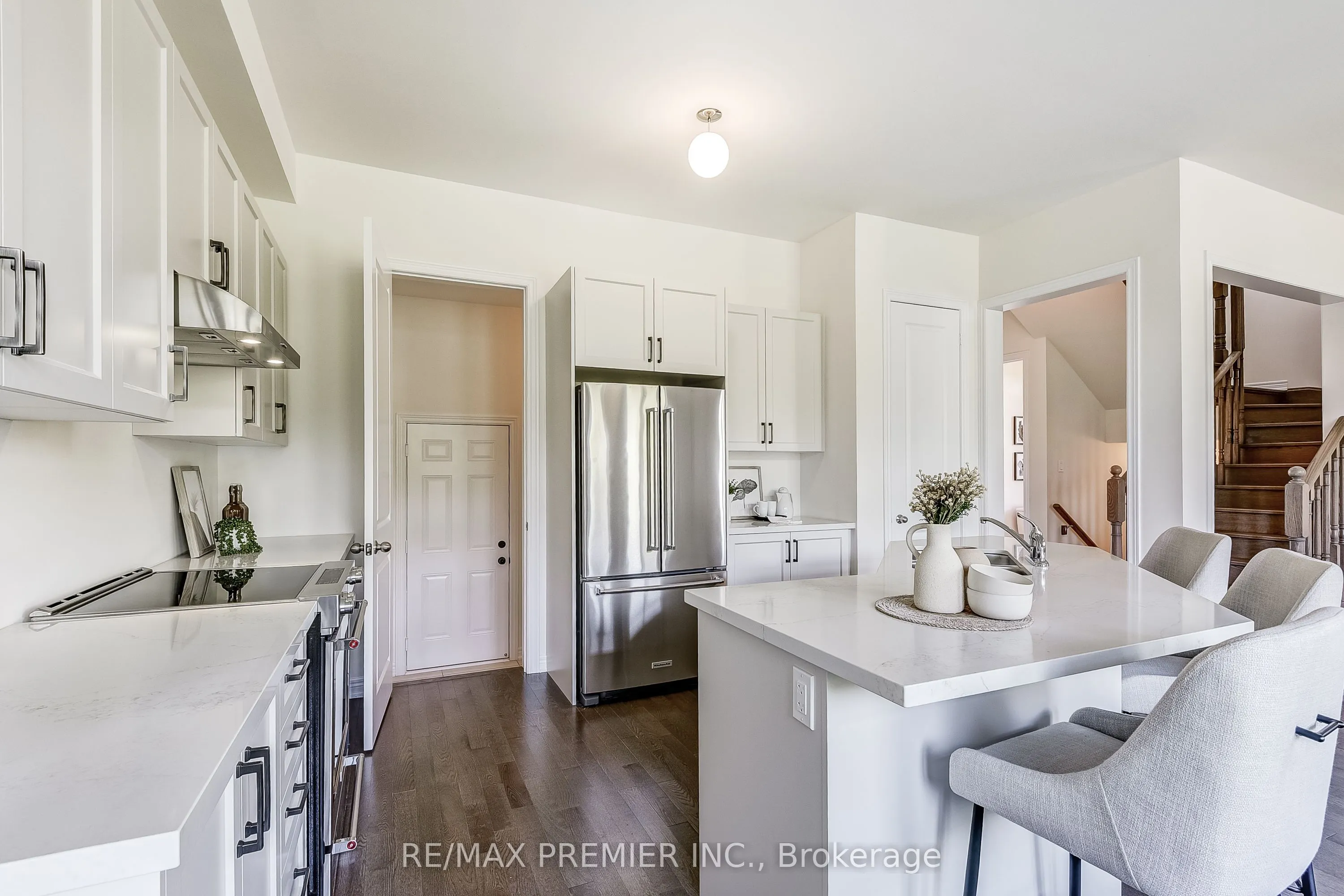 20 Kesterfarm Place