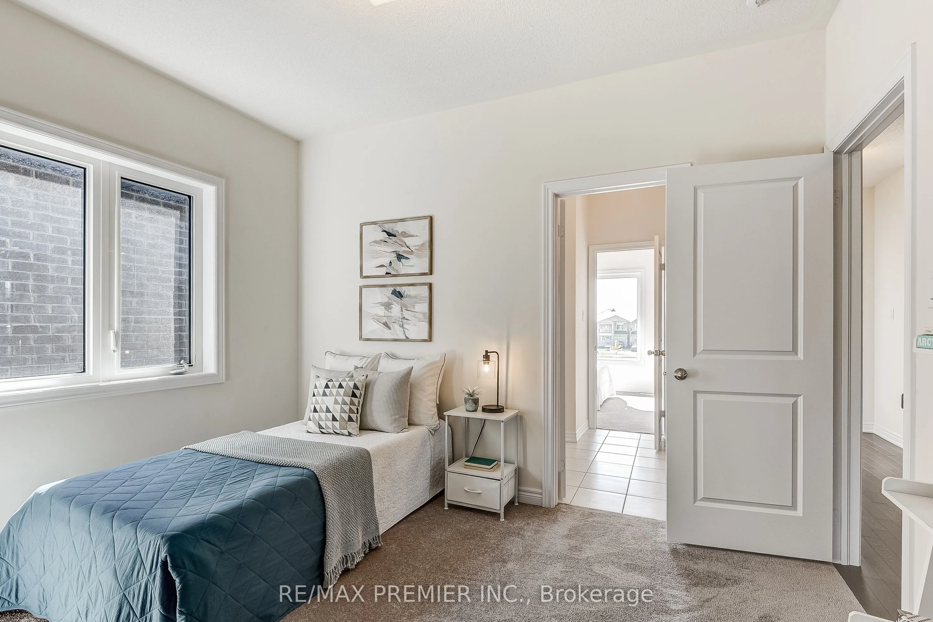 20 Kesterfarm Place