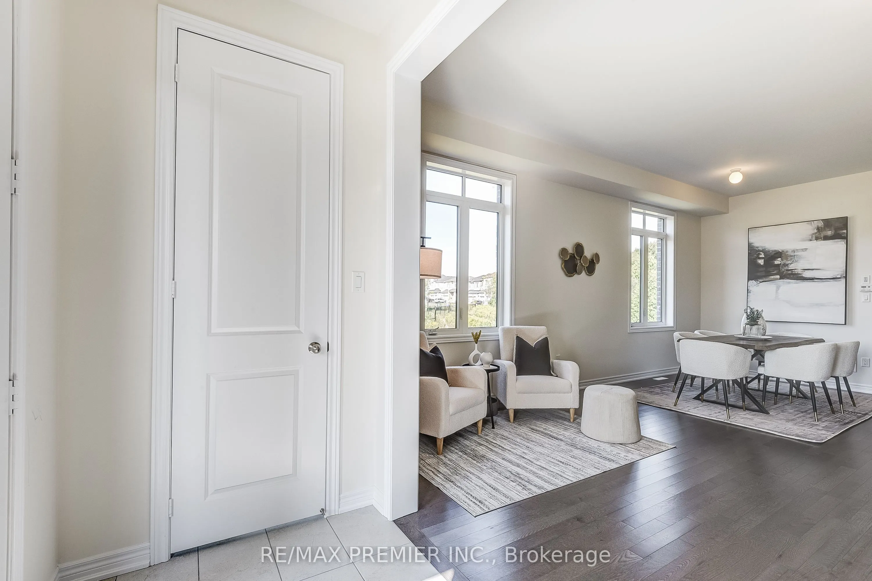 20 Kesterfarm Place