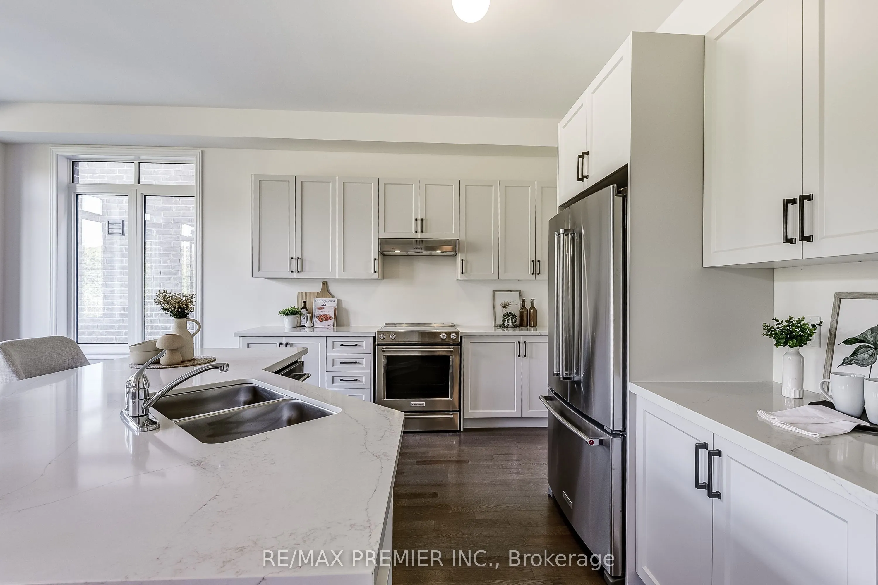 20 Kesterfarm Place