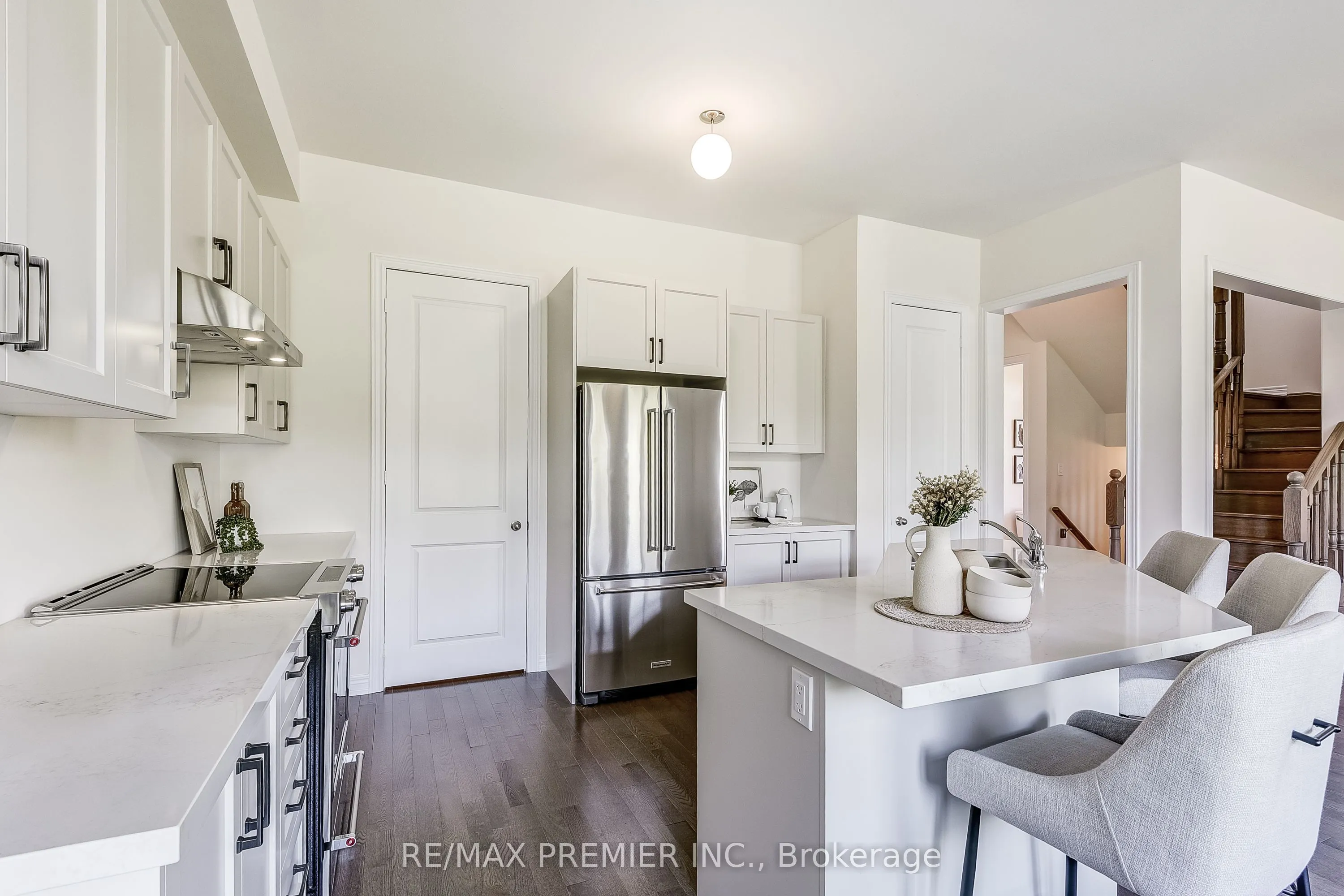 20 Kesterfarm Place
