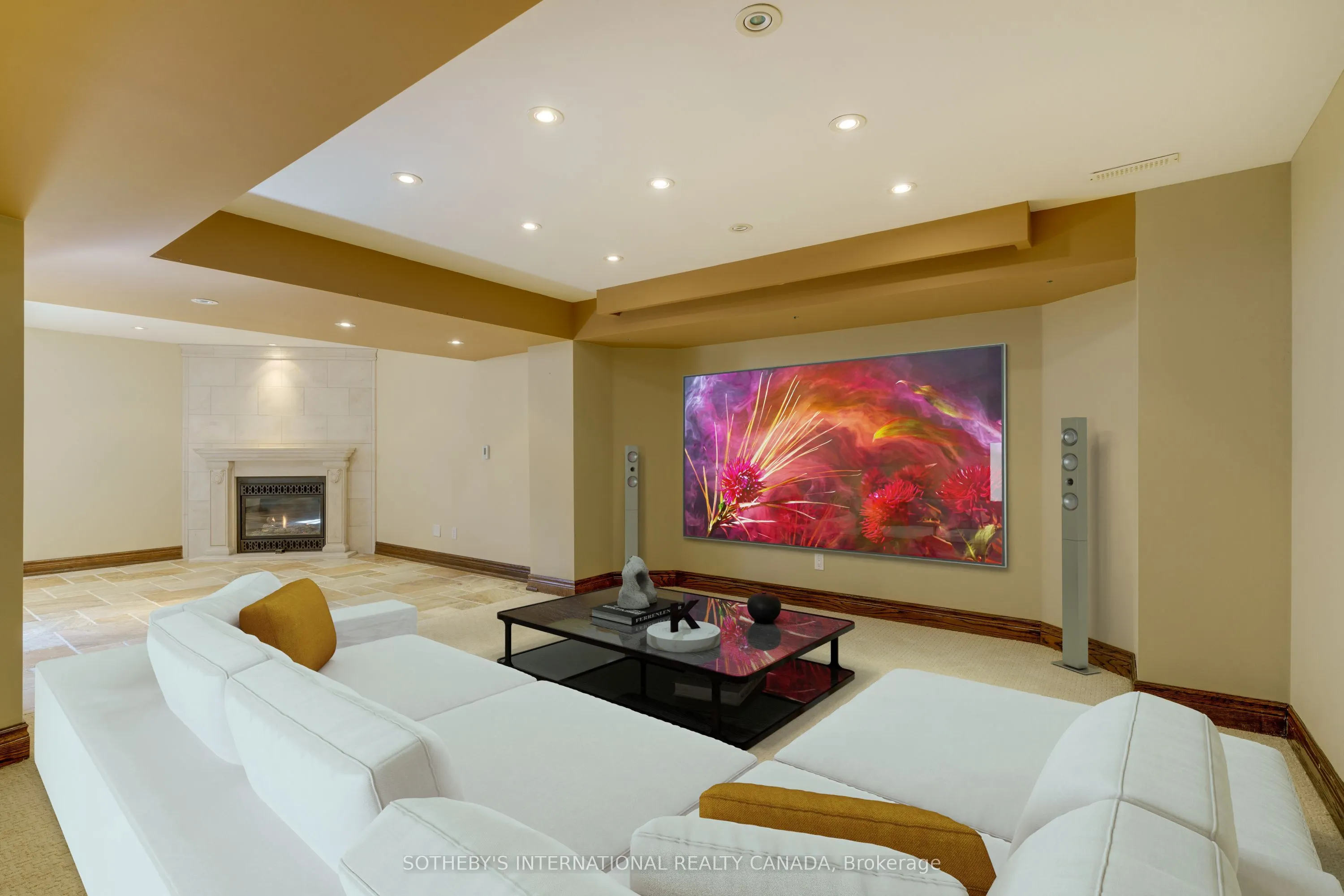 186 Weaver Court