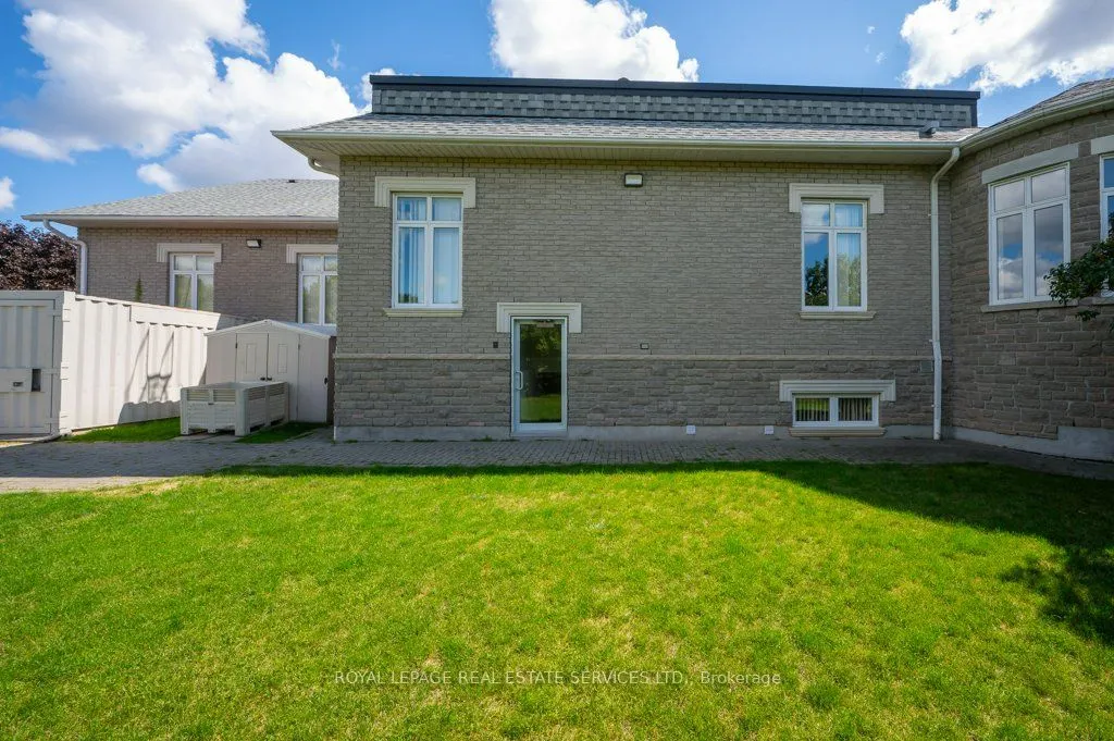 1350 Langstaff Road