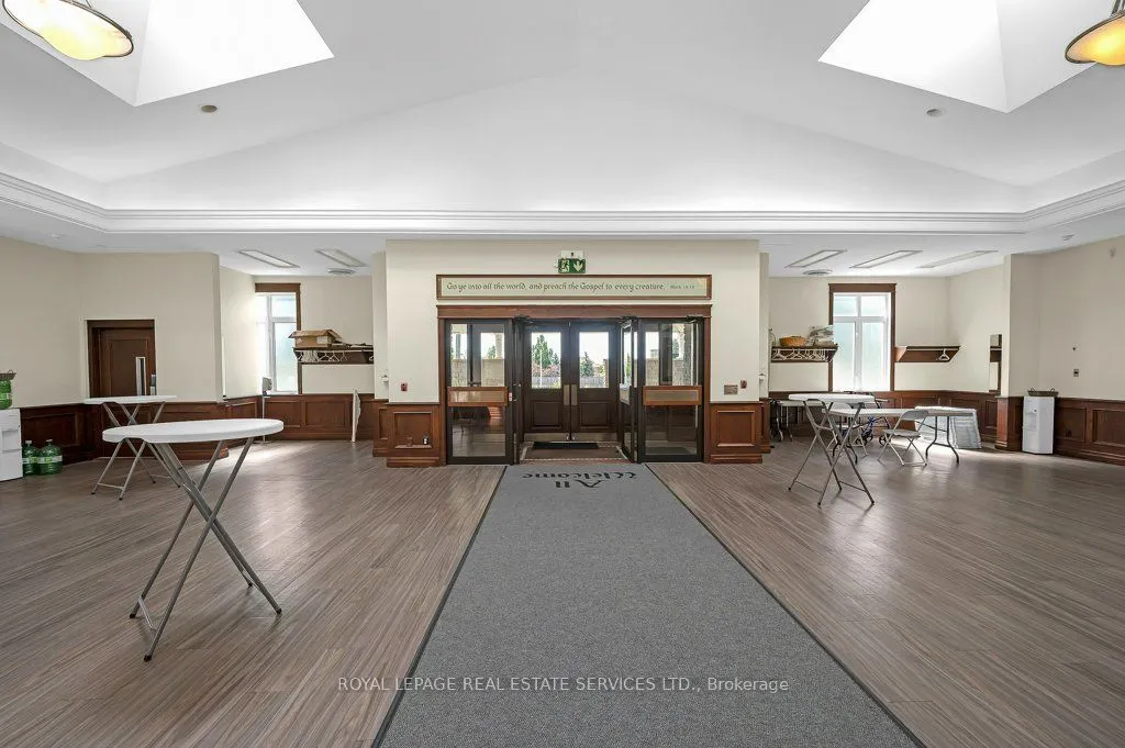 1350 Langstaff Road