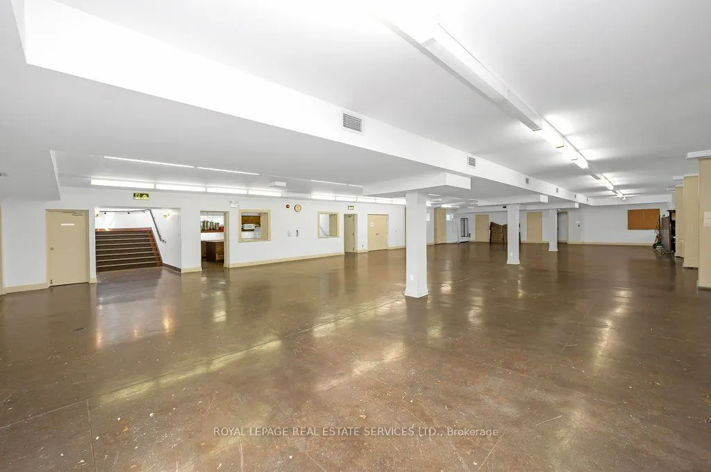 1350 Langstaff Road