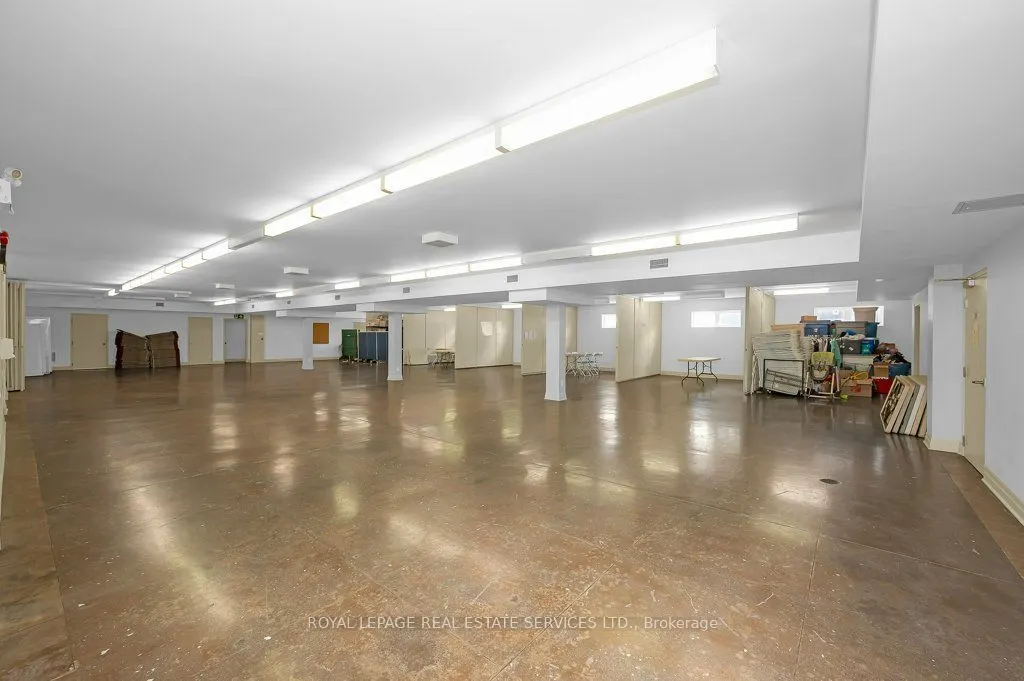 1350 Langstaff Road