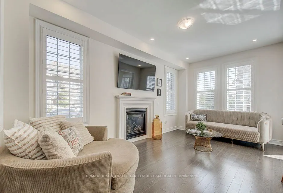 43 Drizzel Crescent, #CORNER LOT