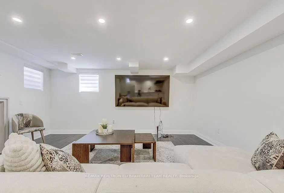 43 Drizzel Crescent, #CORNER LOT
