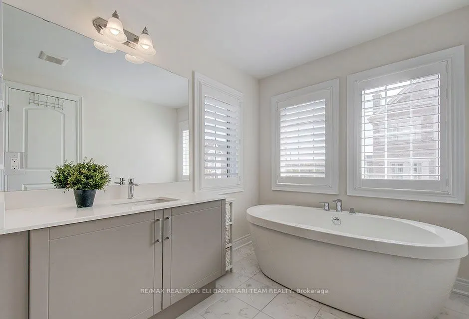 43 Drizzel Crescent, #CORNER LOT