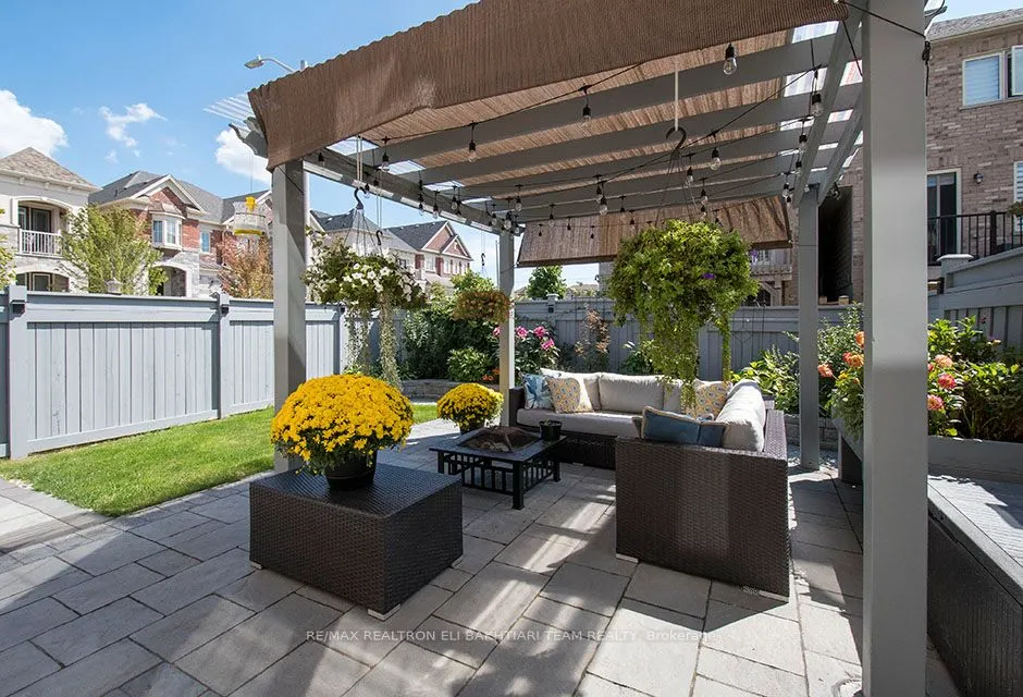 43 Drizzel Crescent, #CORNER LOT