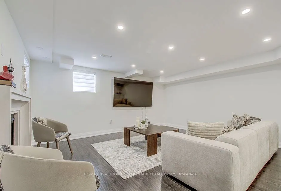 43 Drizzel Crescent, #CORNER LOT