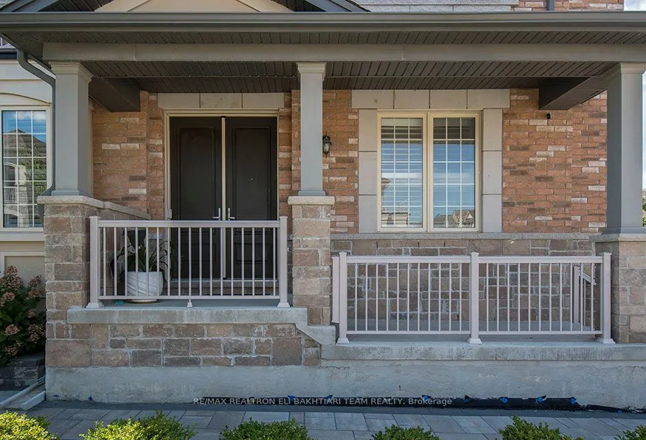 43 Drizzel Crescent, #CORNER LOT