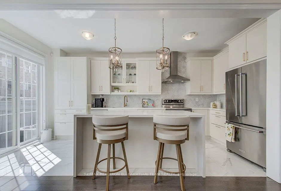 43 Drizzel Crescent, #CORNER LOT