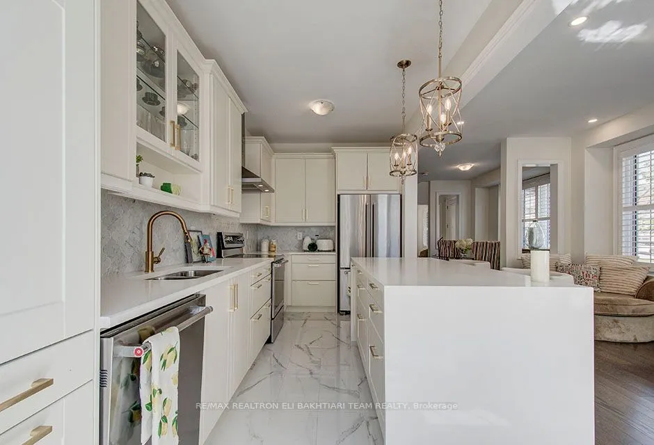 43 Drizzel Crescent, #CORNER LOT