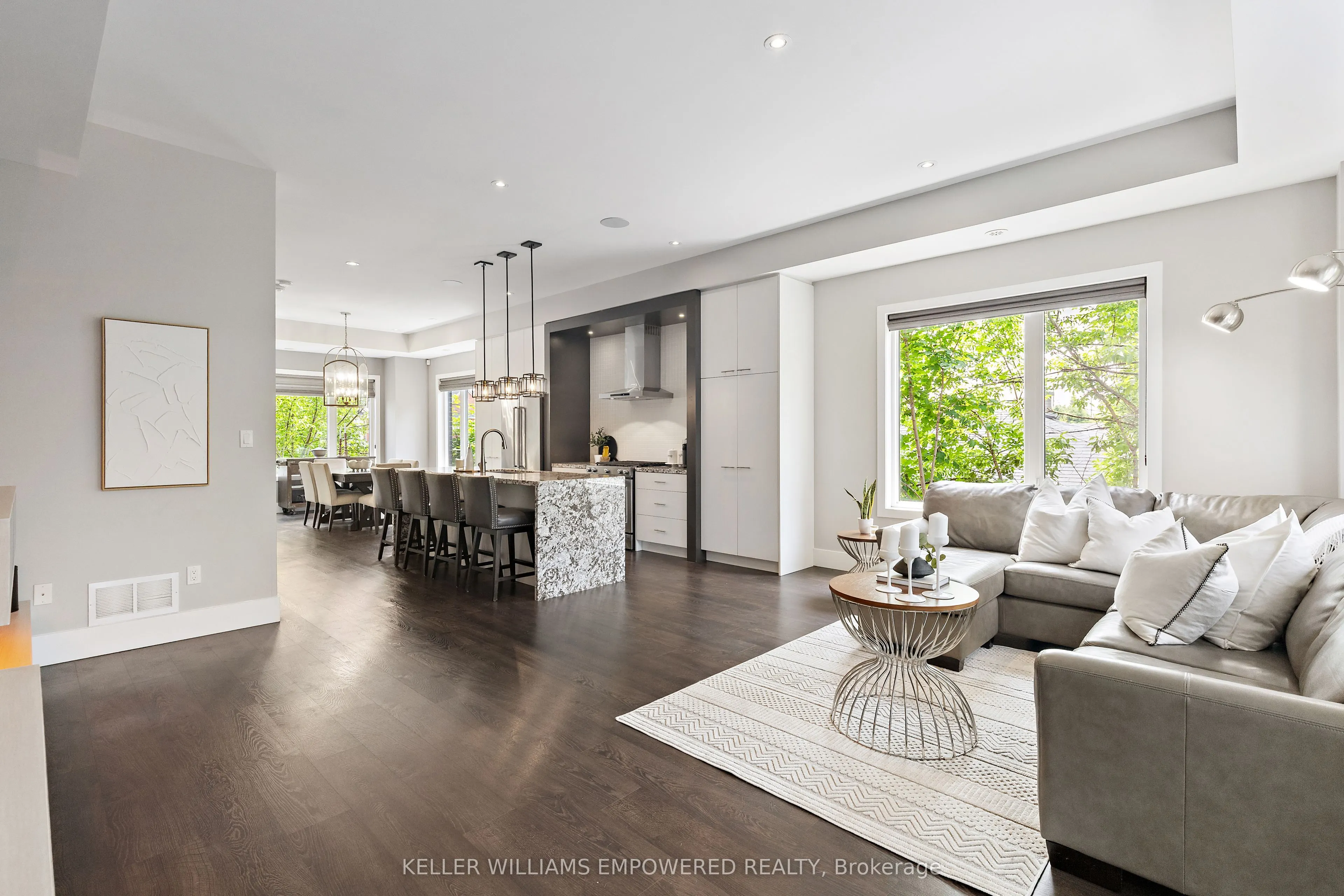 10558 Bayview Avenue, #8