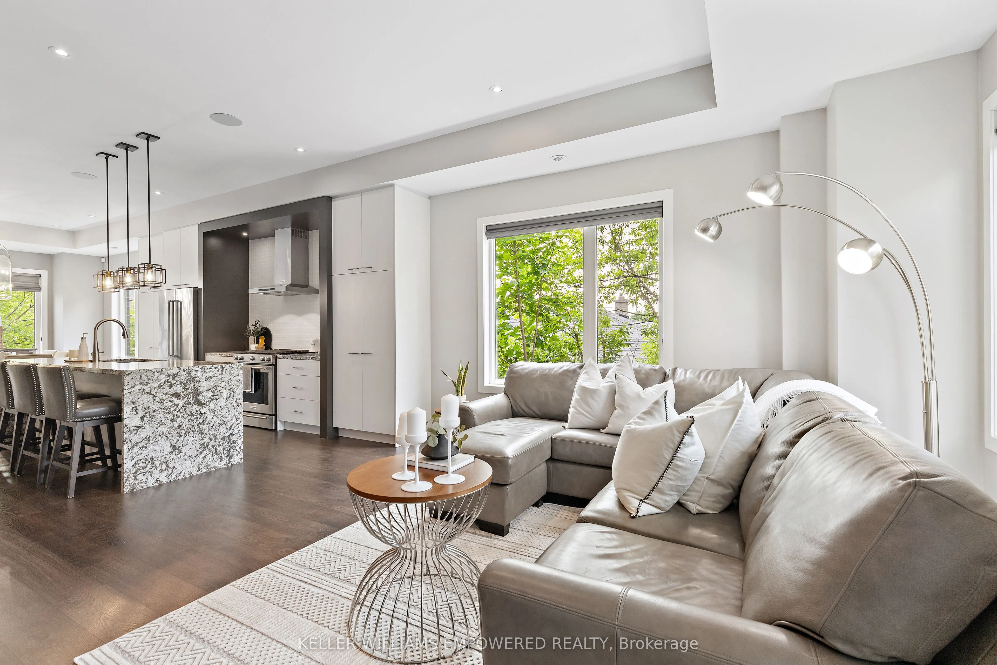 10558 Bayview Avenue, #8