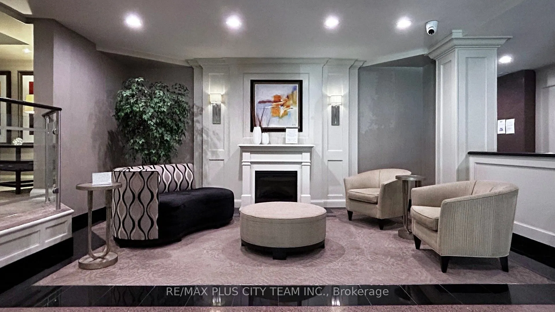 7440 Bathurst Street, #410
