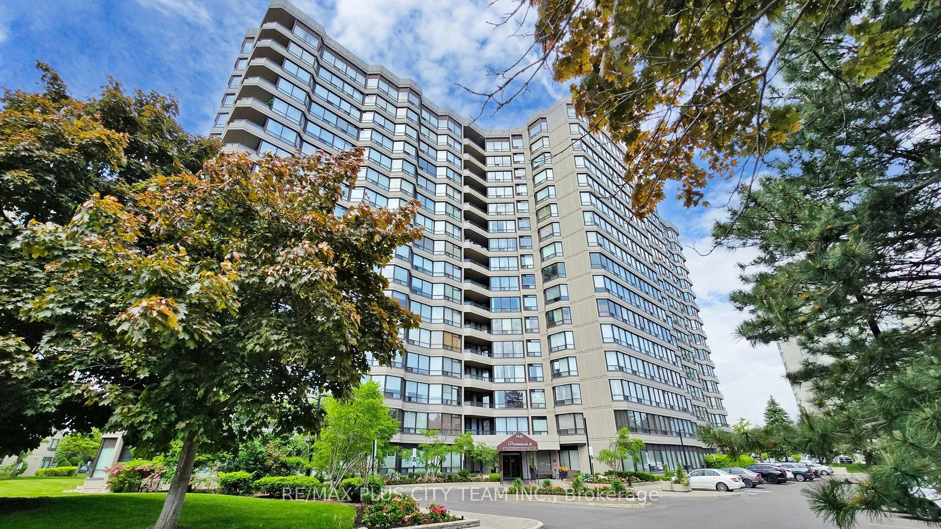 7440 Bathurst Street, #410