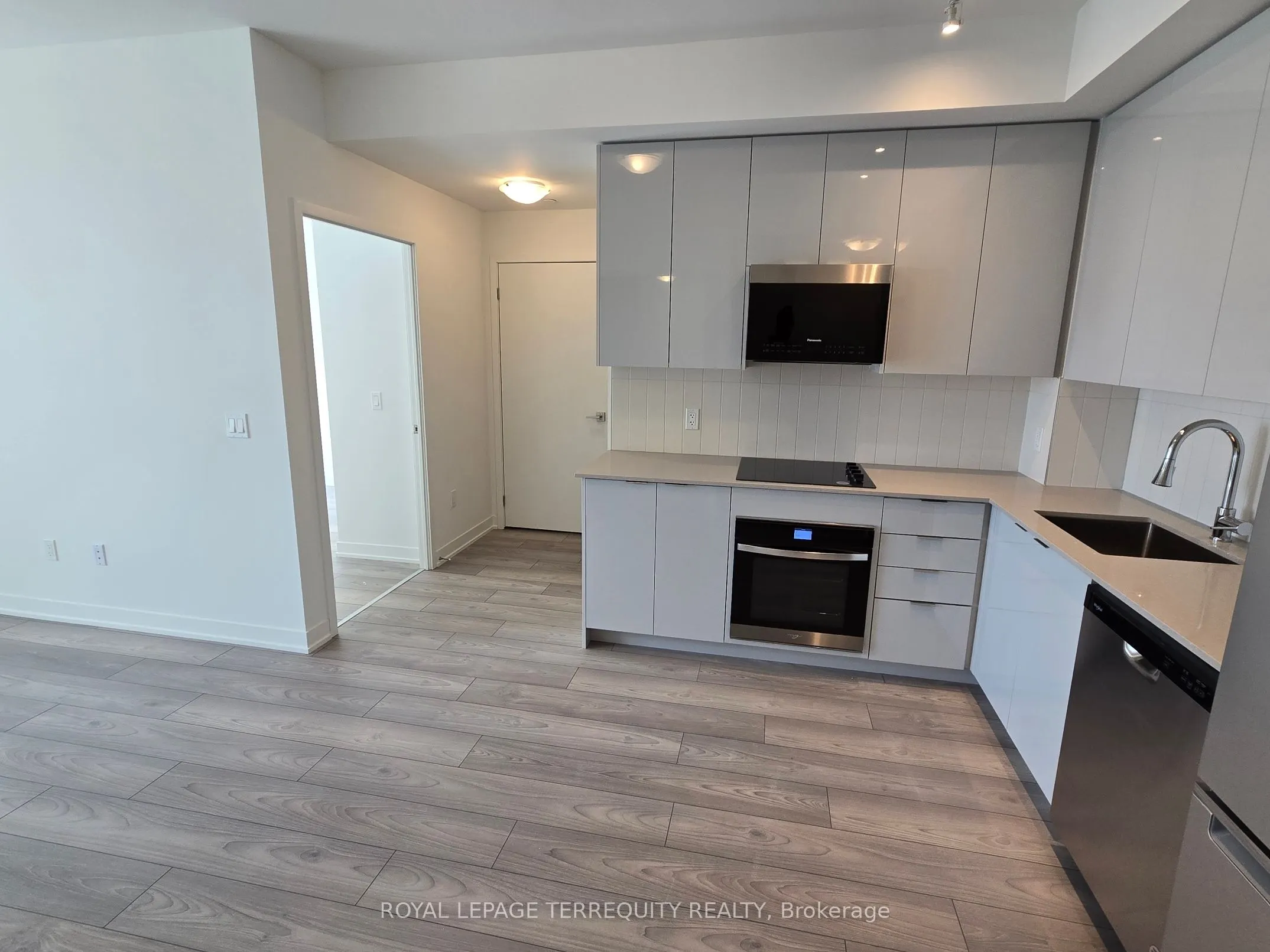 498 Caldari Road, #2032