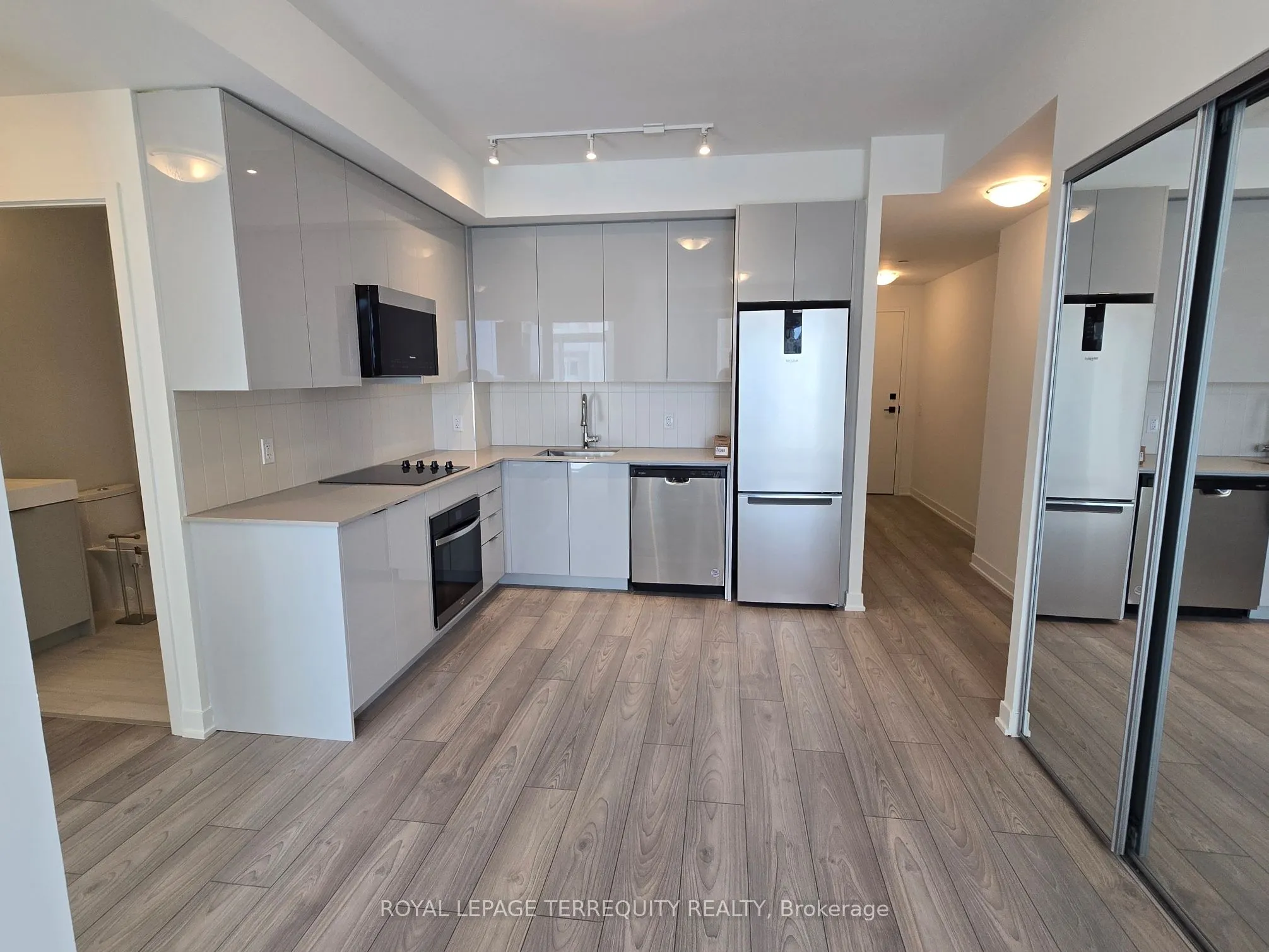 498 Caldari Road, #2032