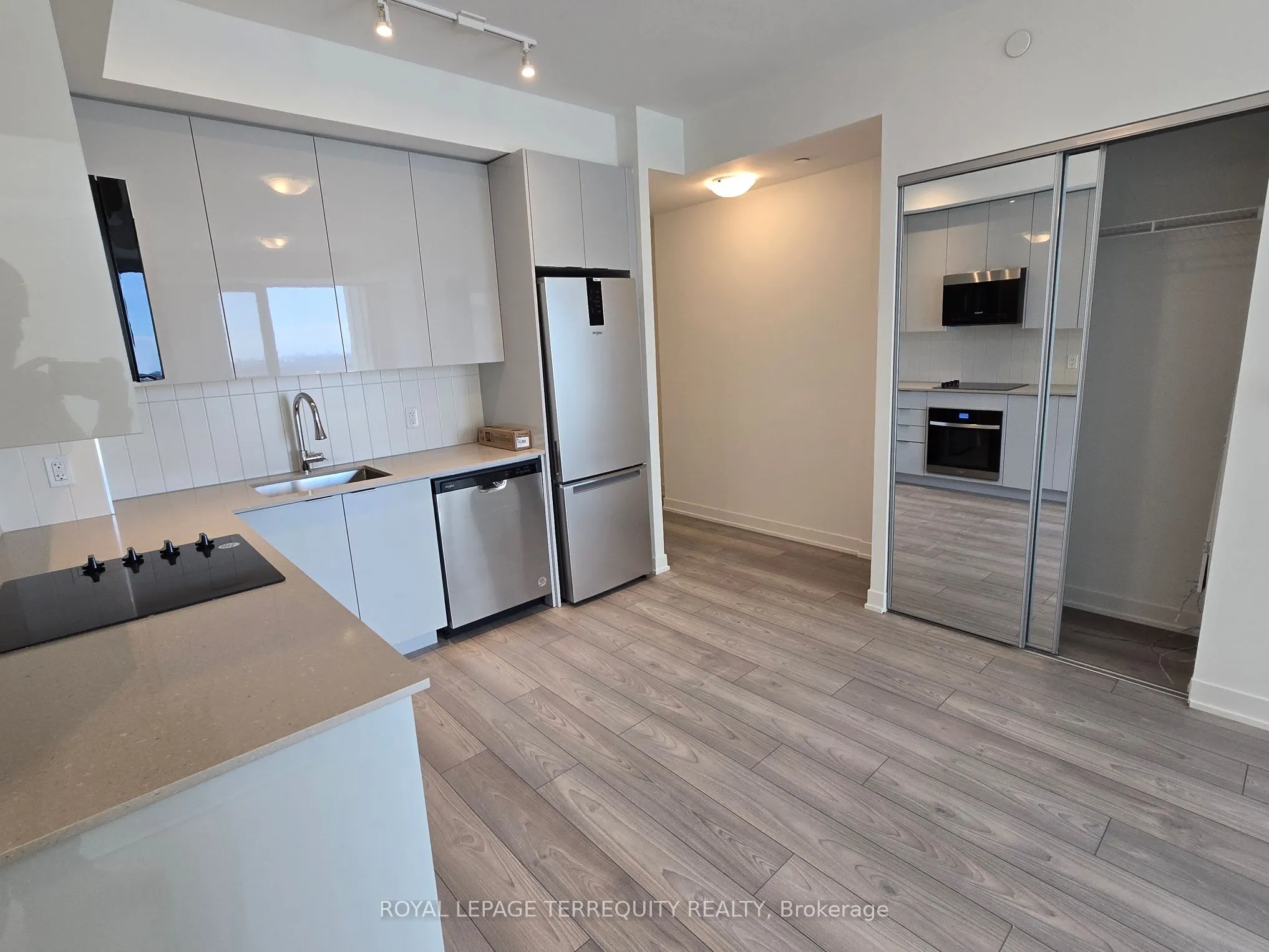 498 Caldari Road, #2032