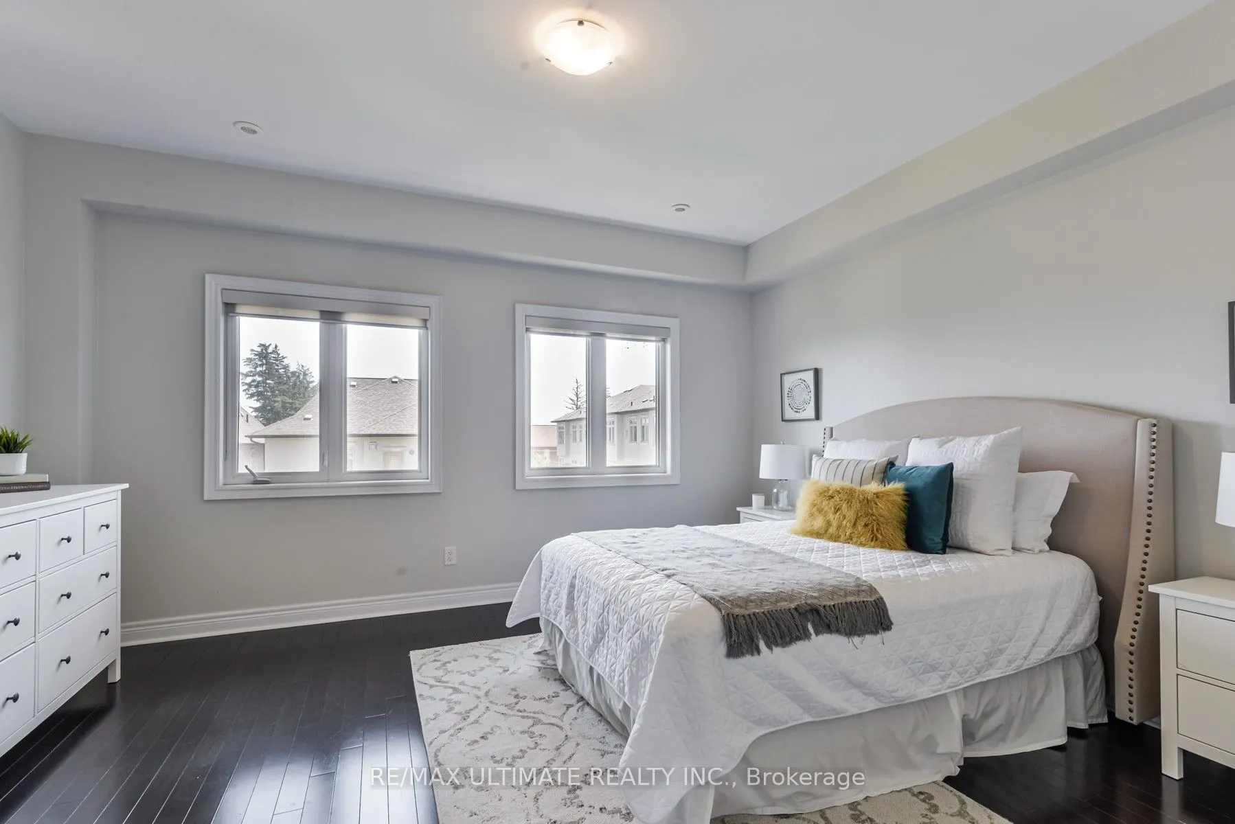 15 Powseland Crescent W, #7