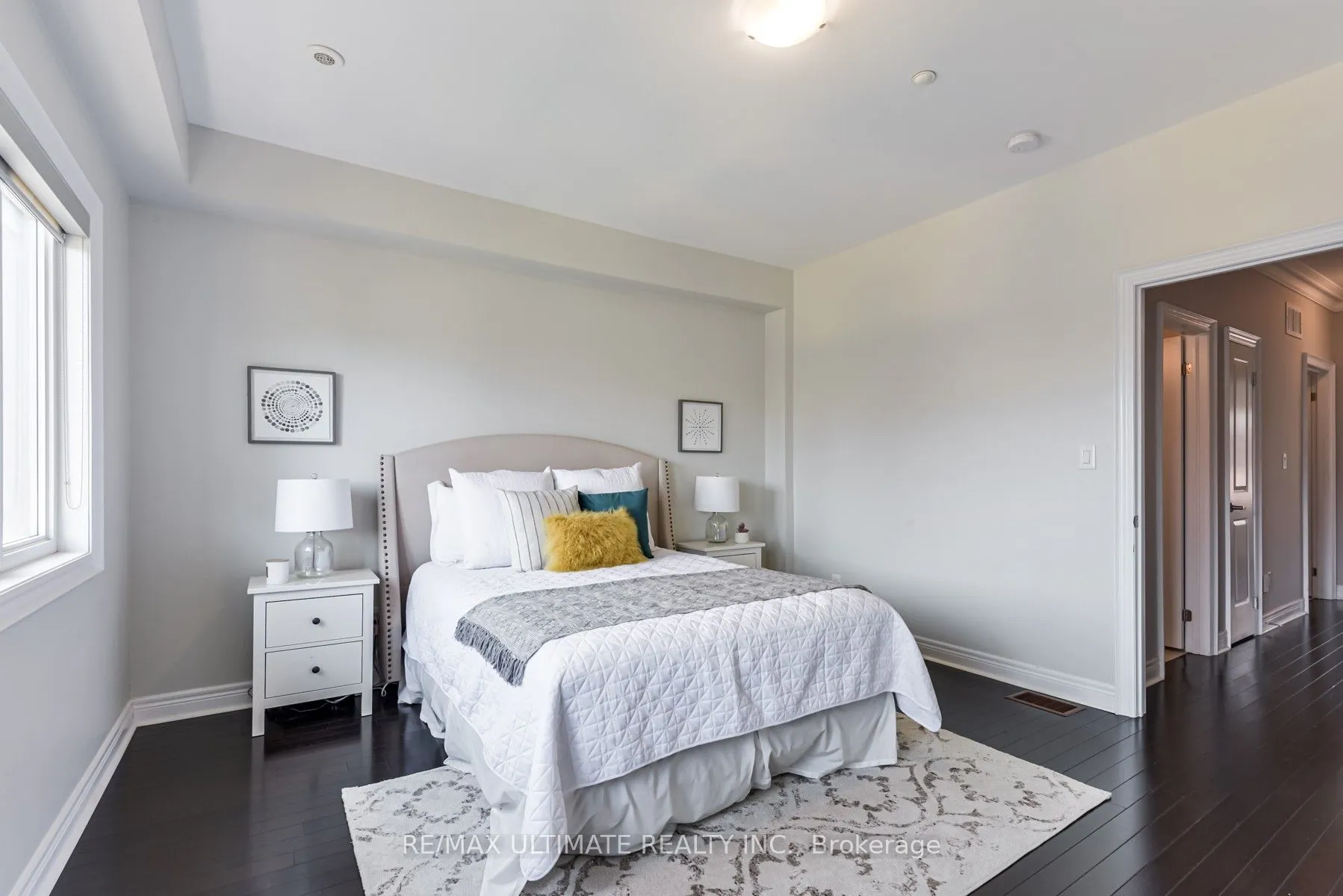 15 Powseland Crescent W, #7