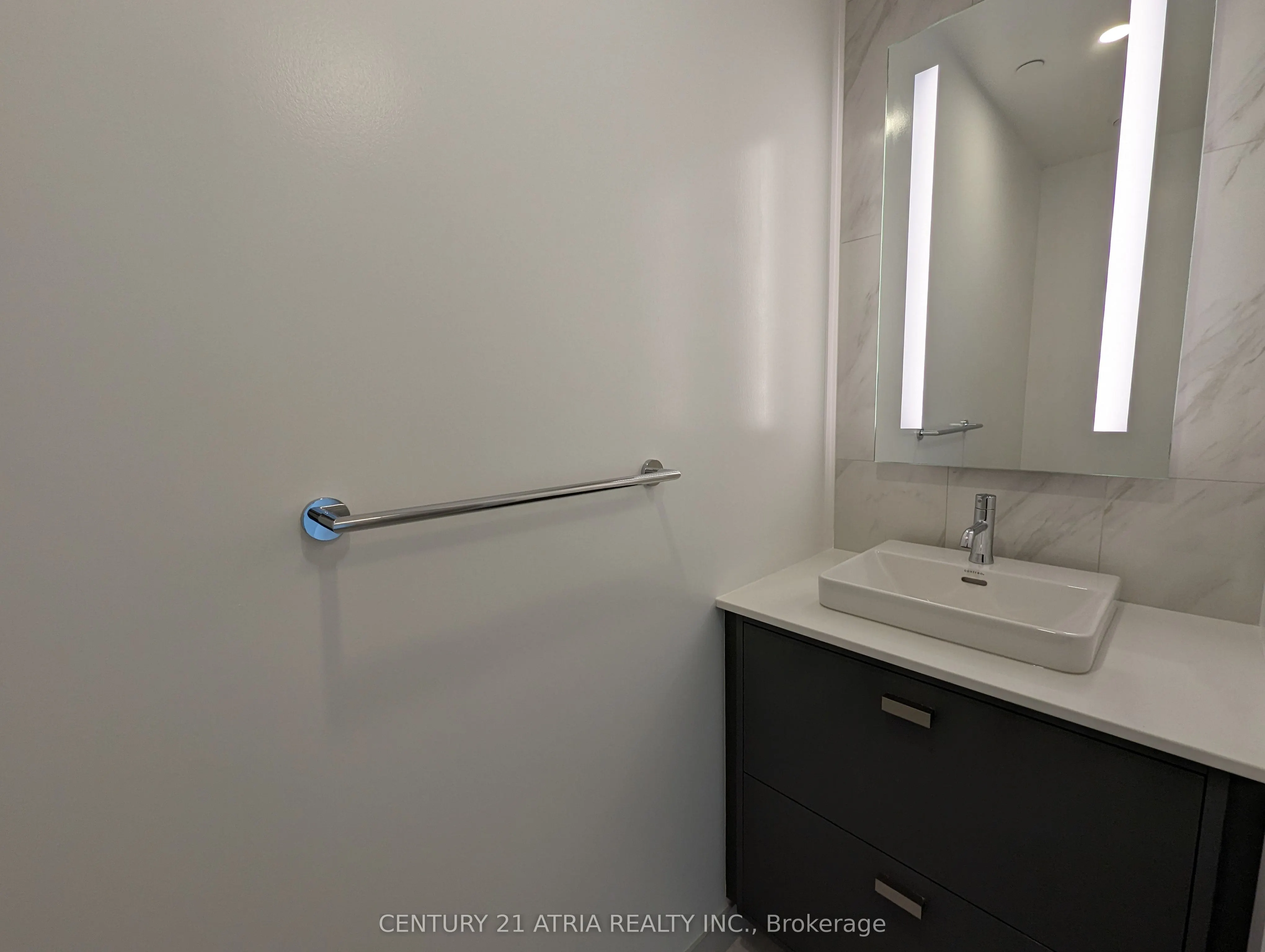 397 Royal Orchard Boulevard, #323