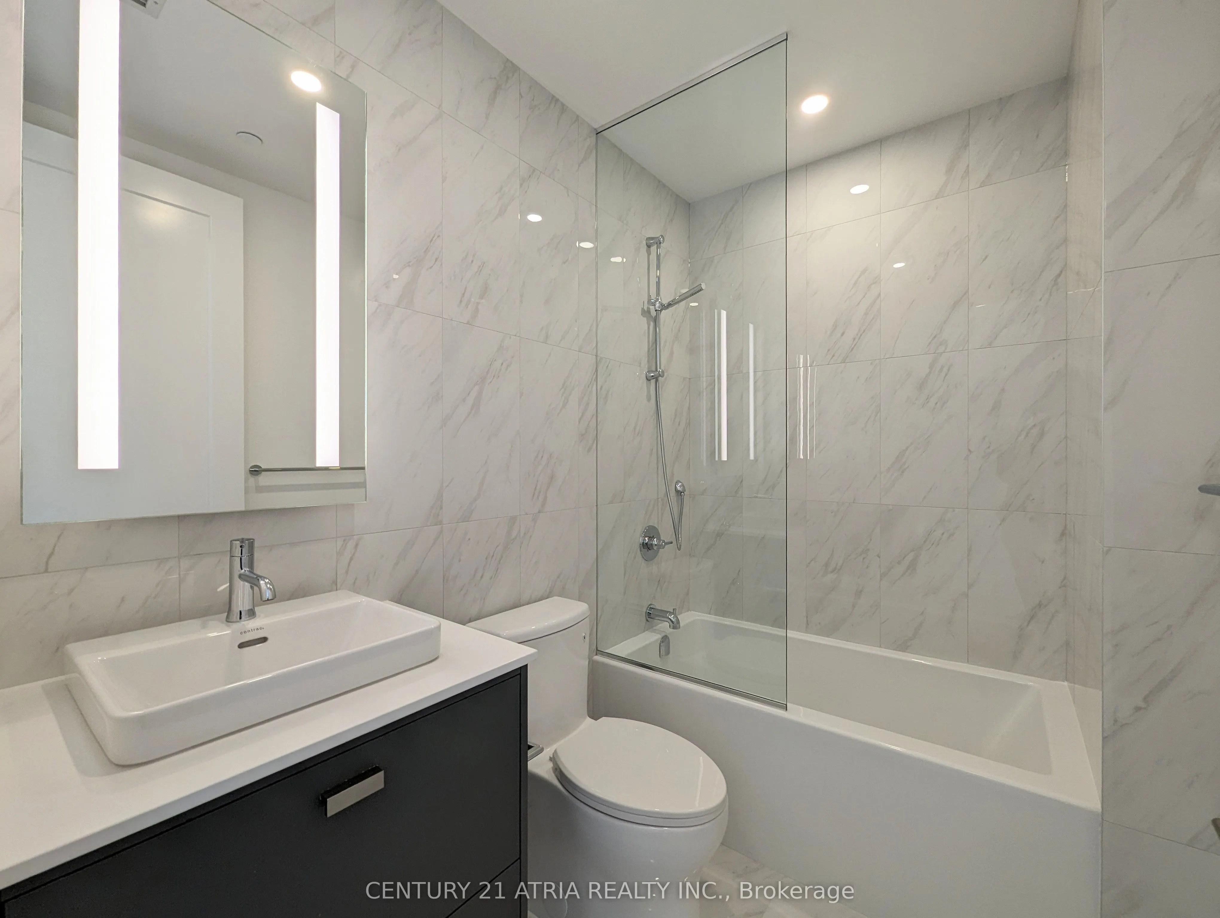 397 Royal Orchard Boulevard, #323