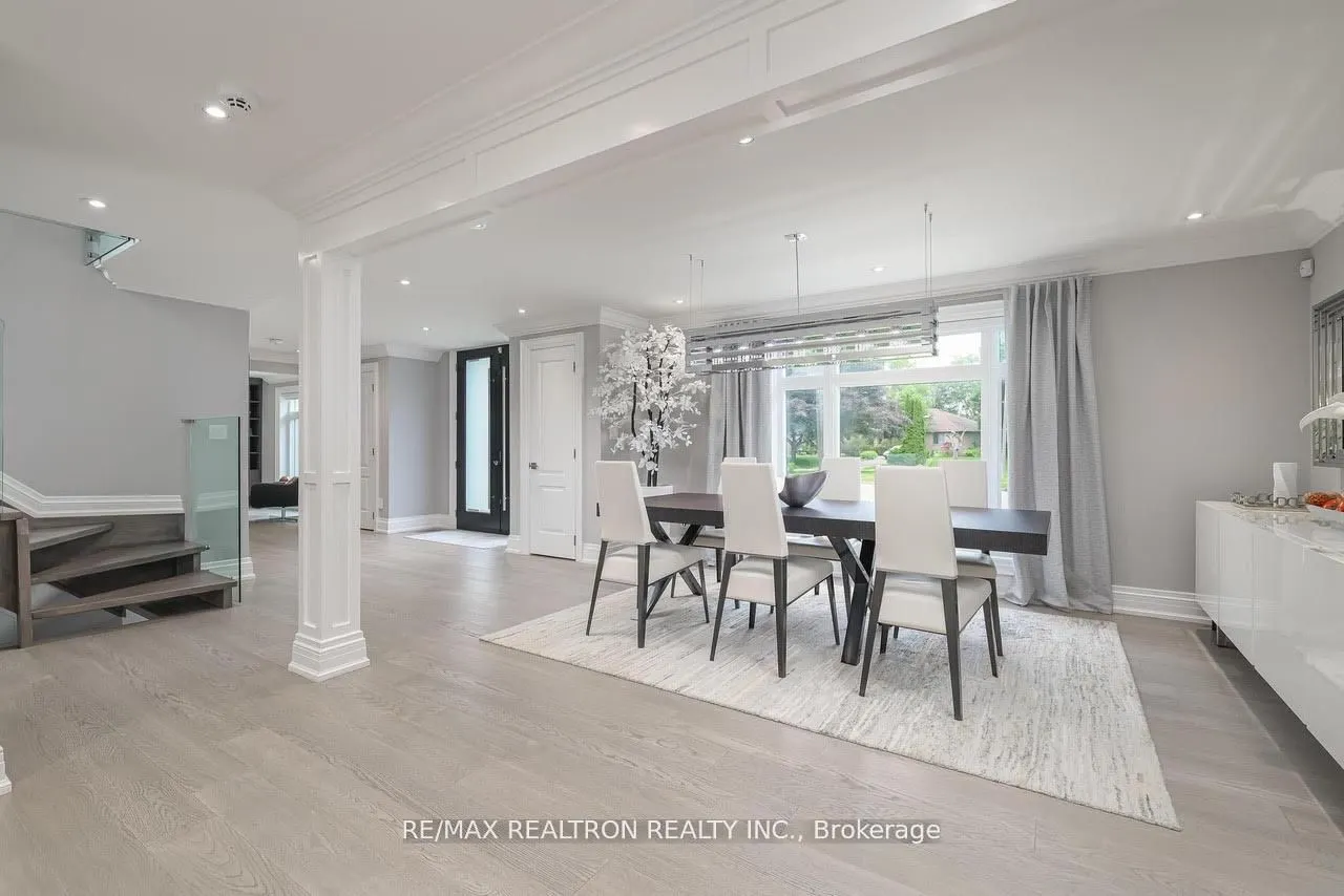 3 Rosea Court