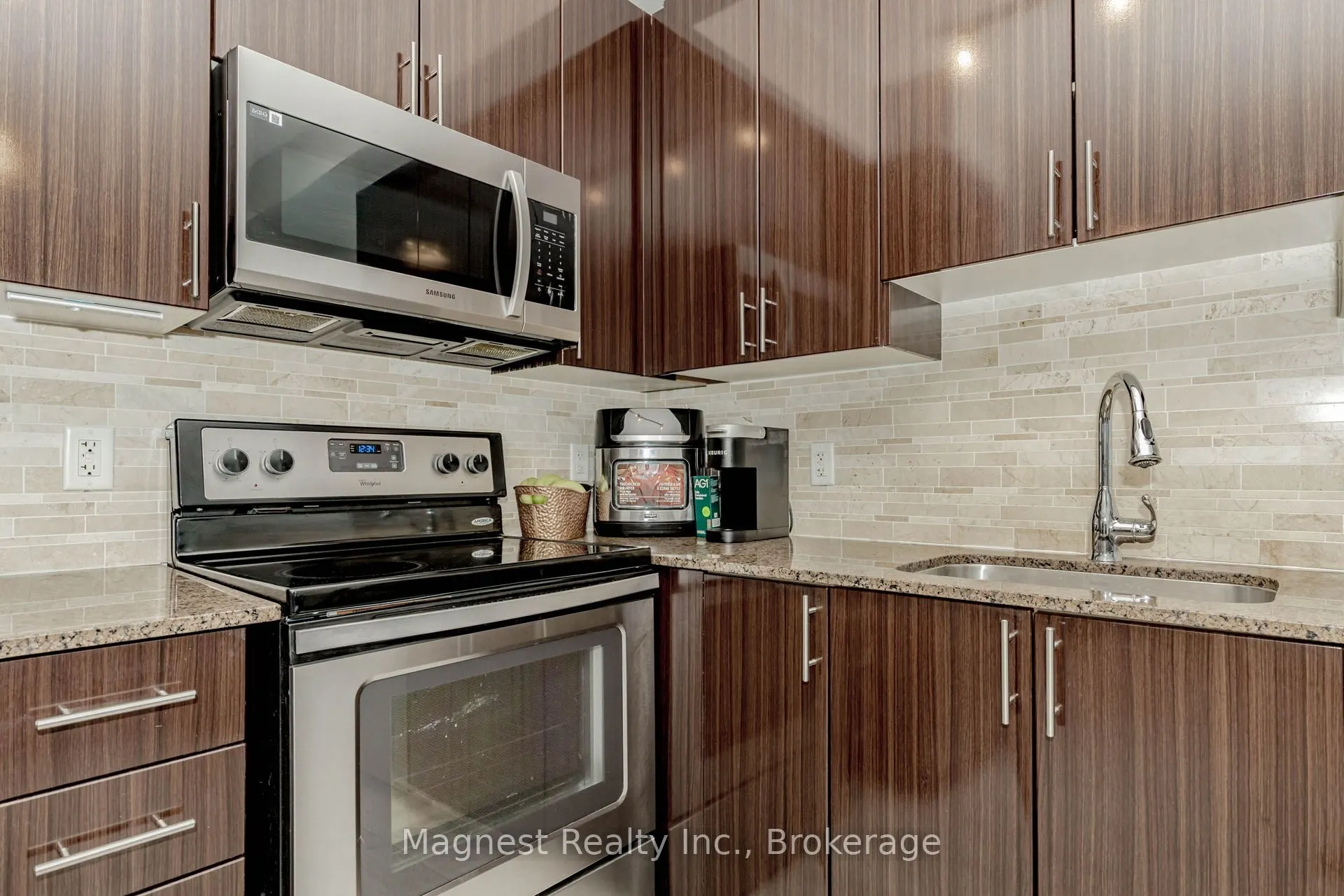 85 North Park Road, #1110