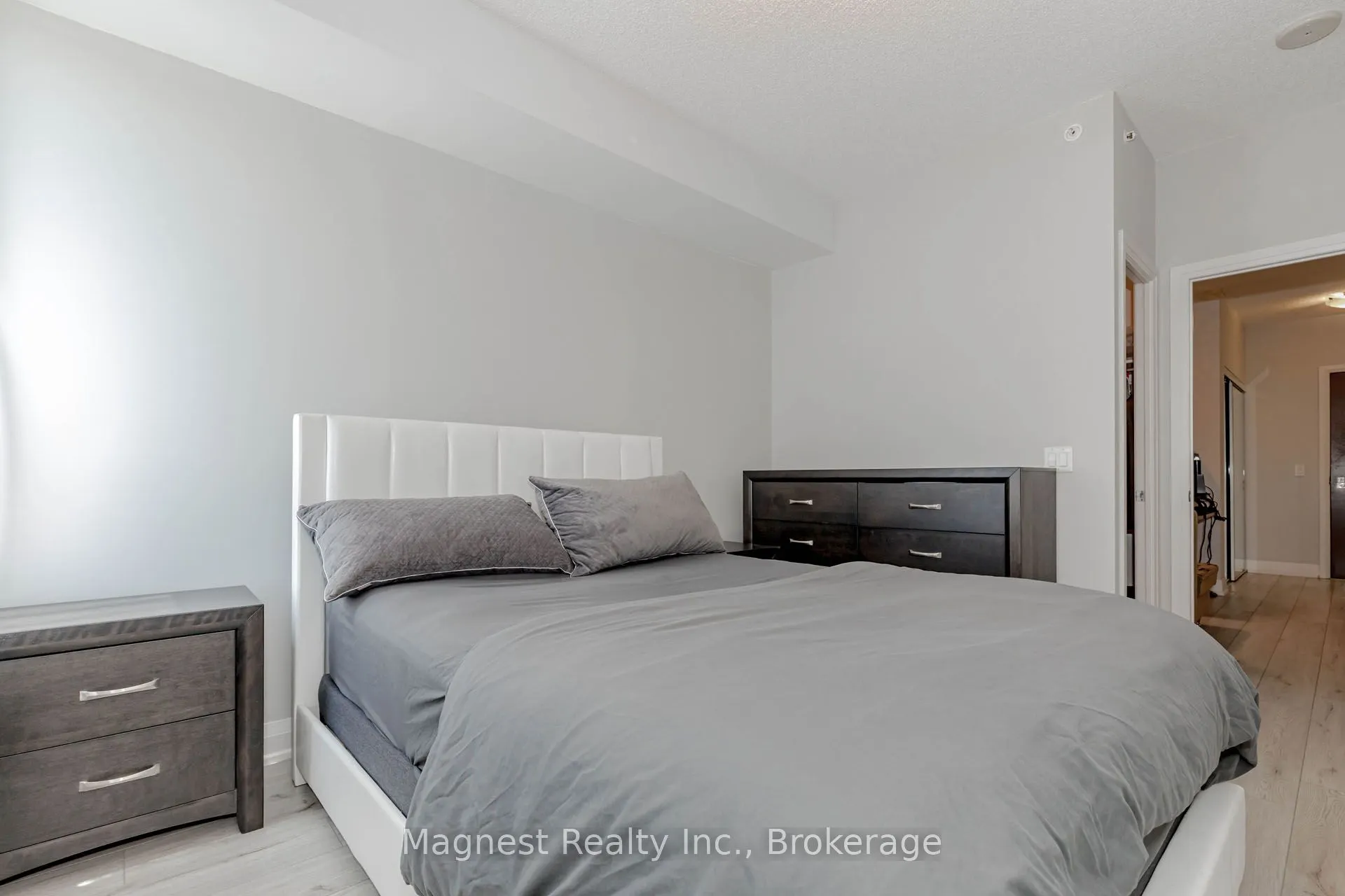 85 North Park Road, #1110