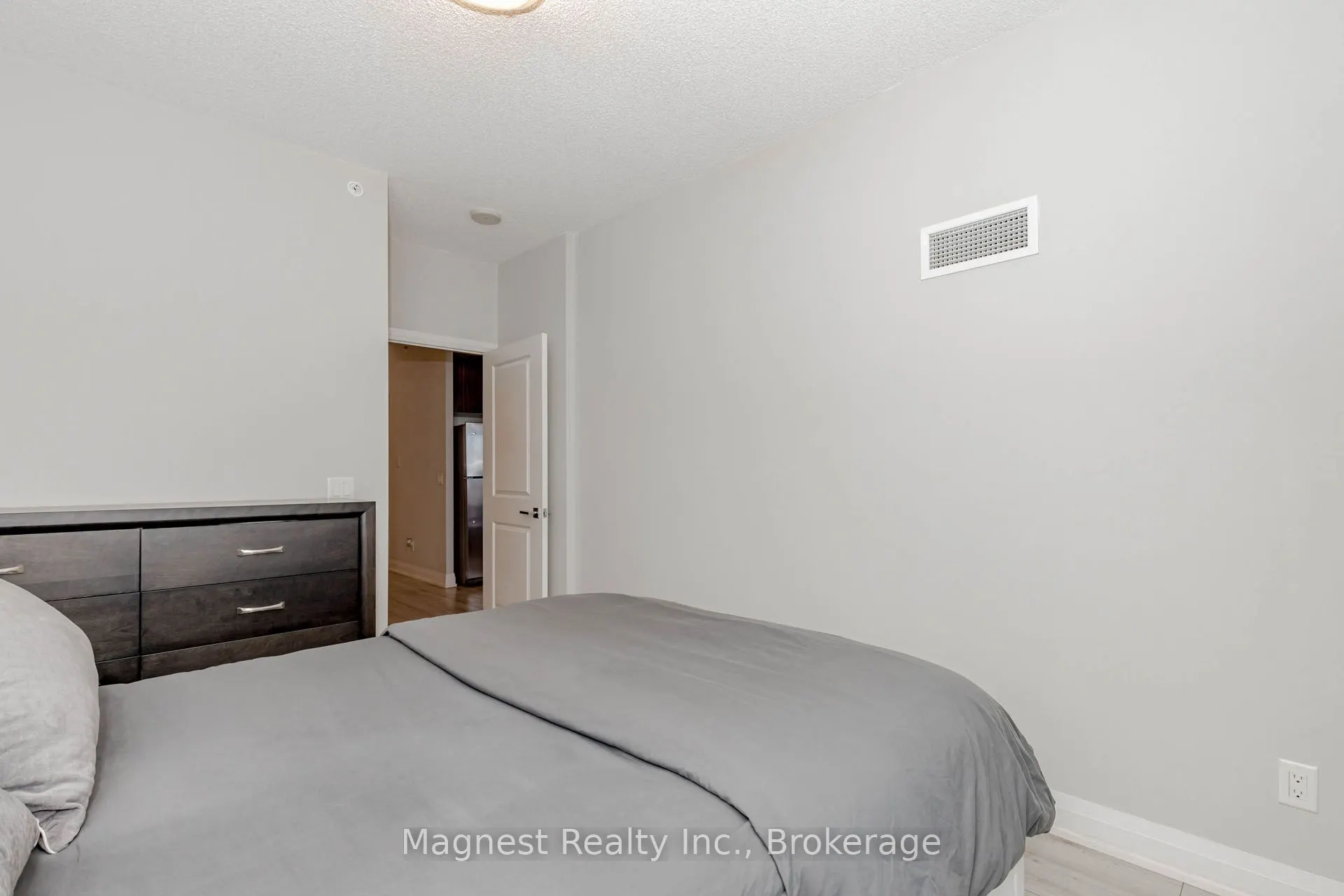 85 North Park Road, #1110